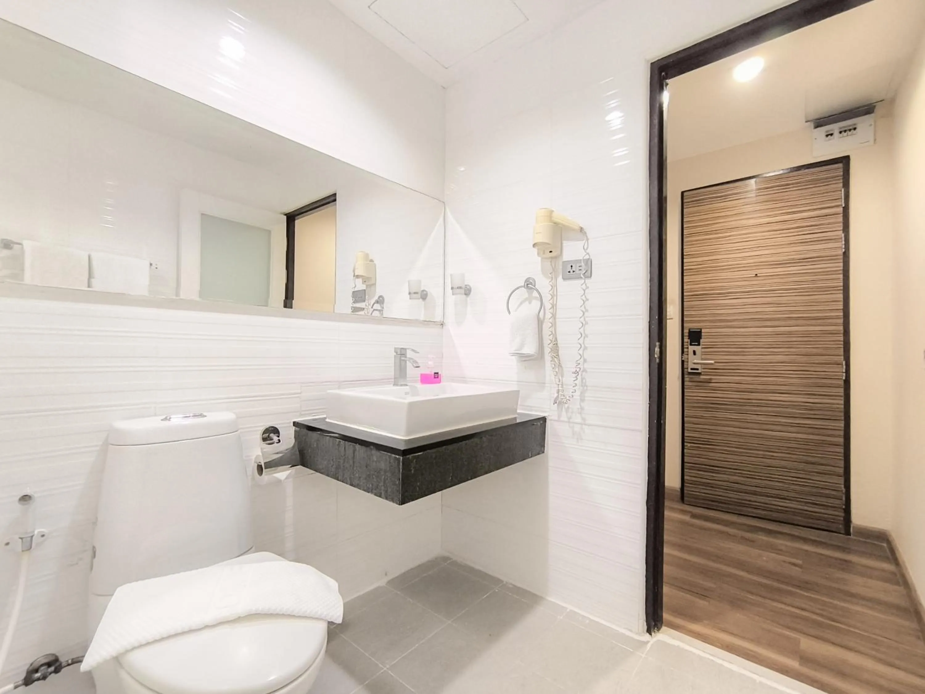Shower in Citin Sukhumvit 11 Nana Bangkok by Compass Hospitality