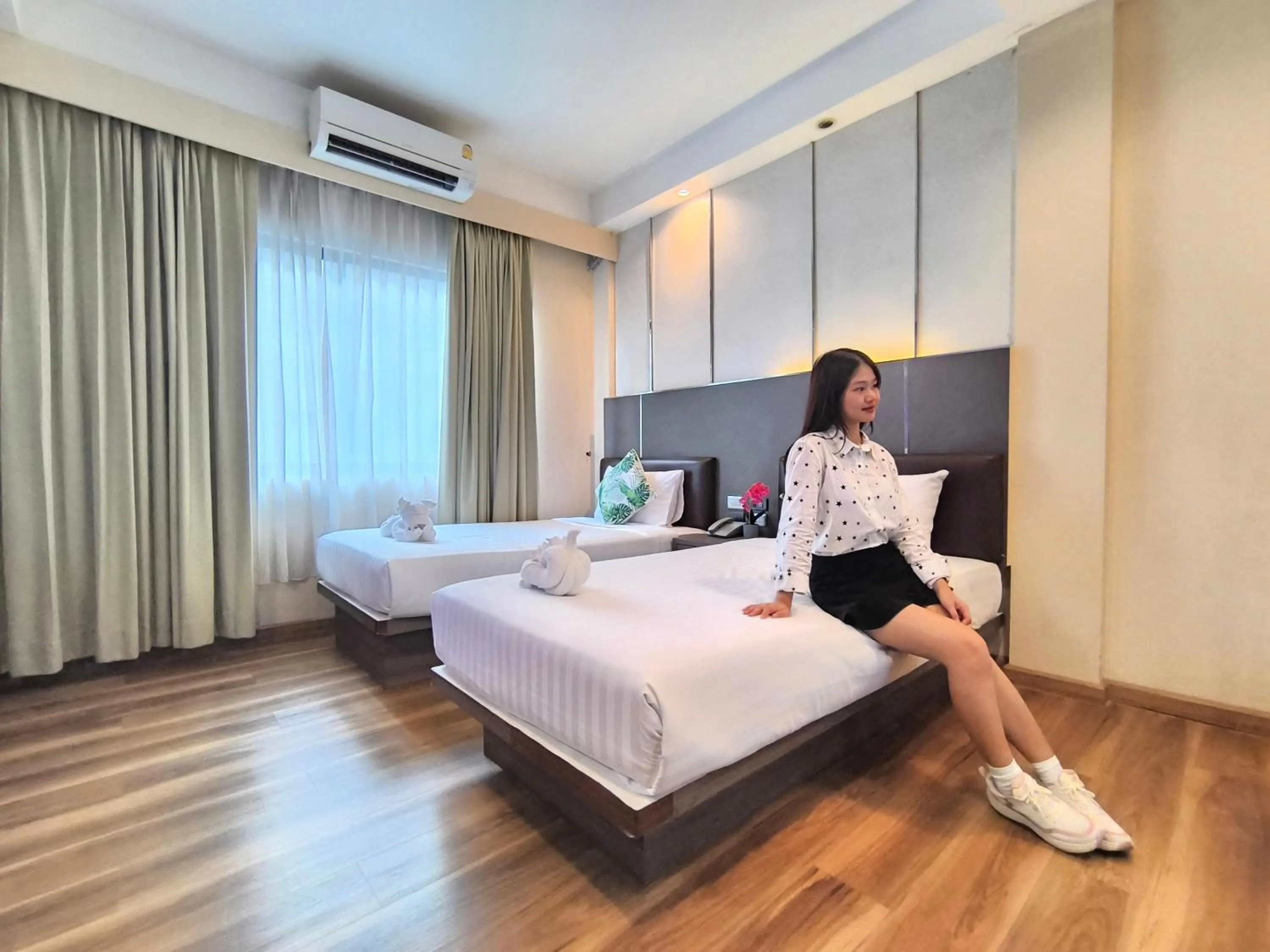 Bed in Citin Sukhumvit 11 Nana Bangkok by Compass Hospitality
