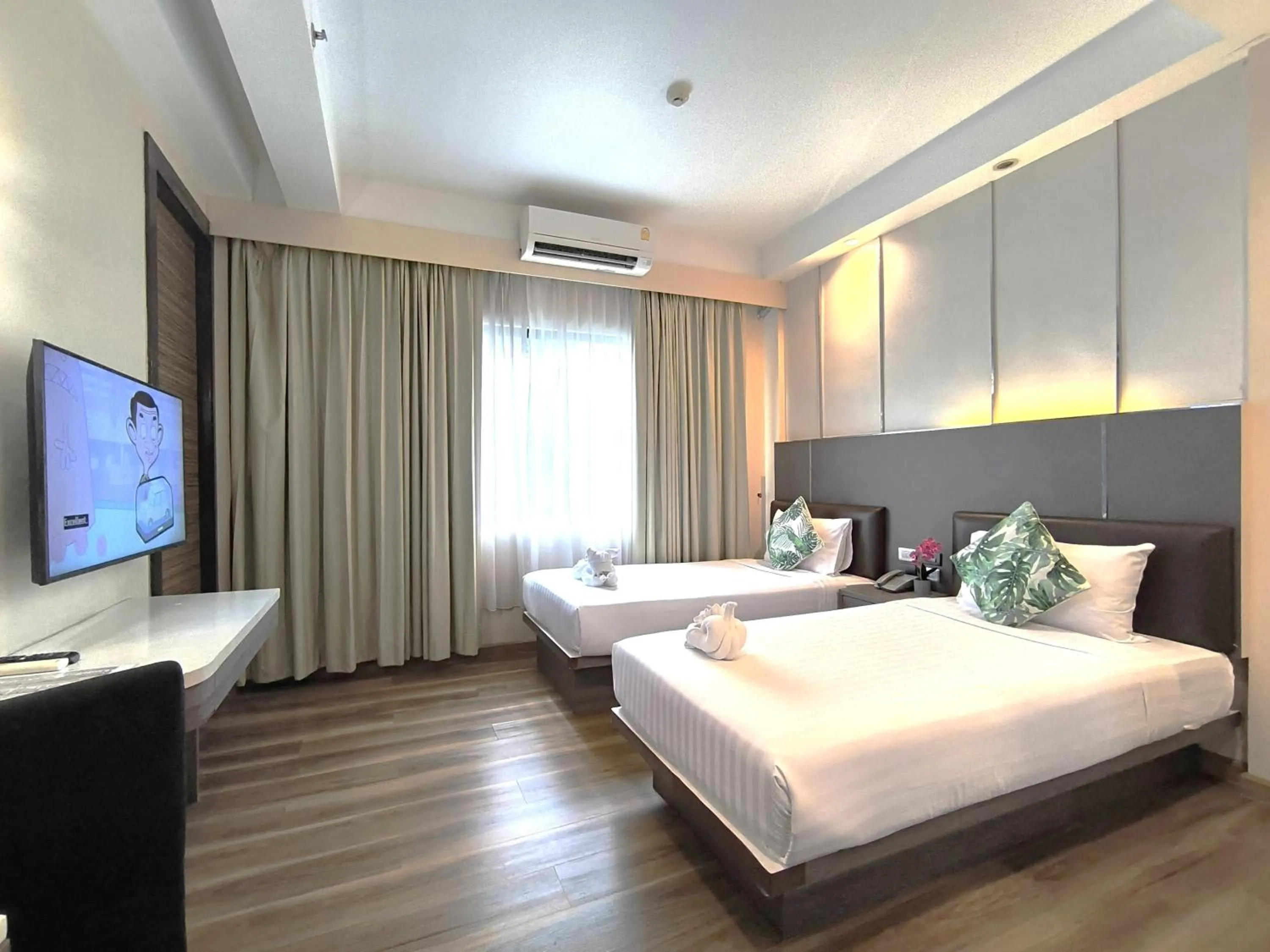 Bed in Citin Sukhumvit 11 Nana Bangkok by Compass Hospitality