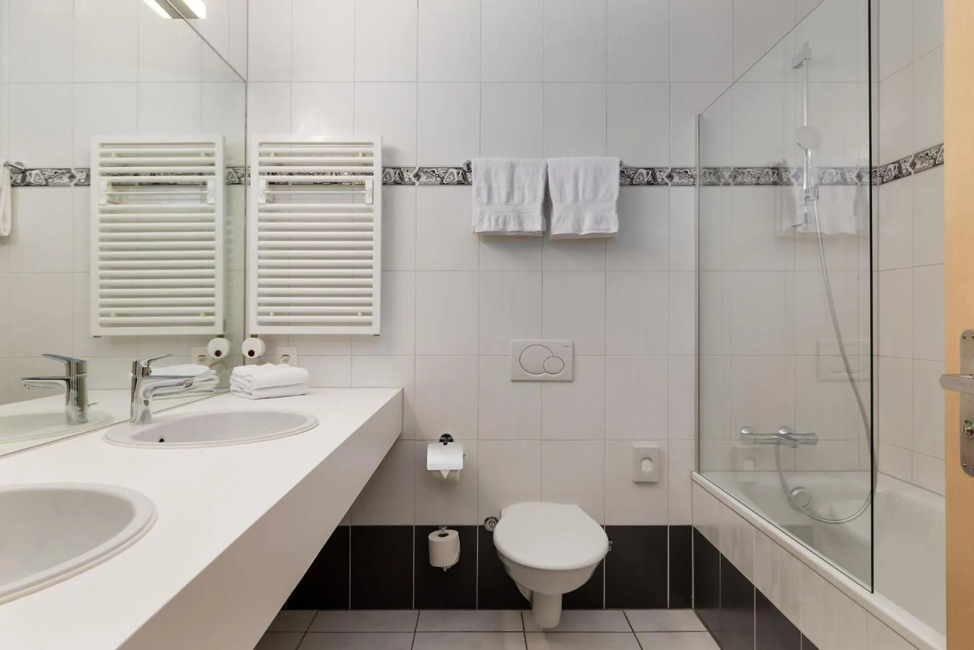 Shower in flexymotel Buchs