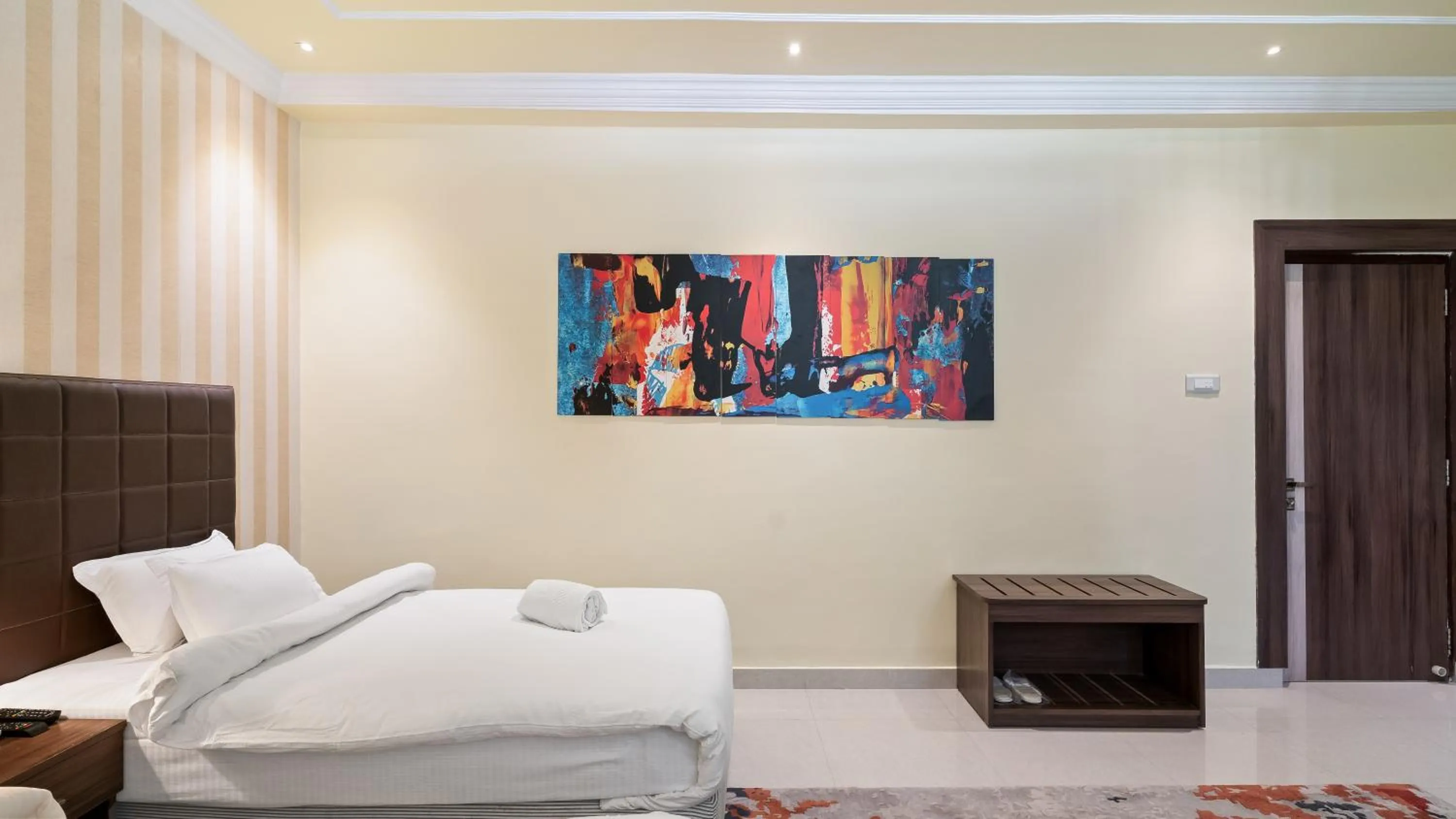 Decorative detail, Bed in Niranjana Hotel Bodhgaya