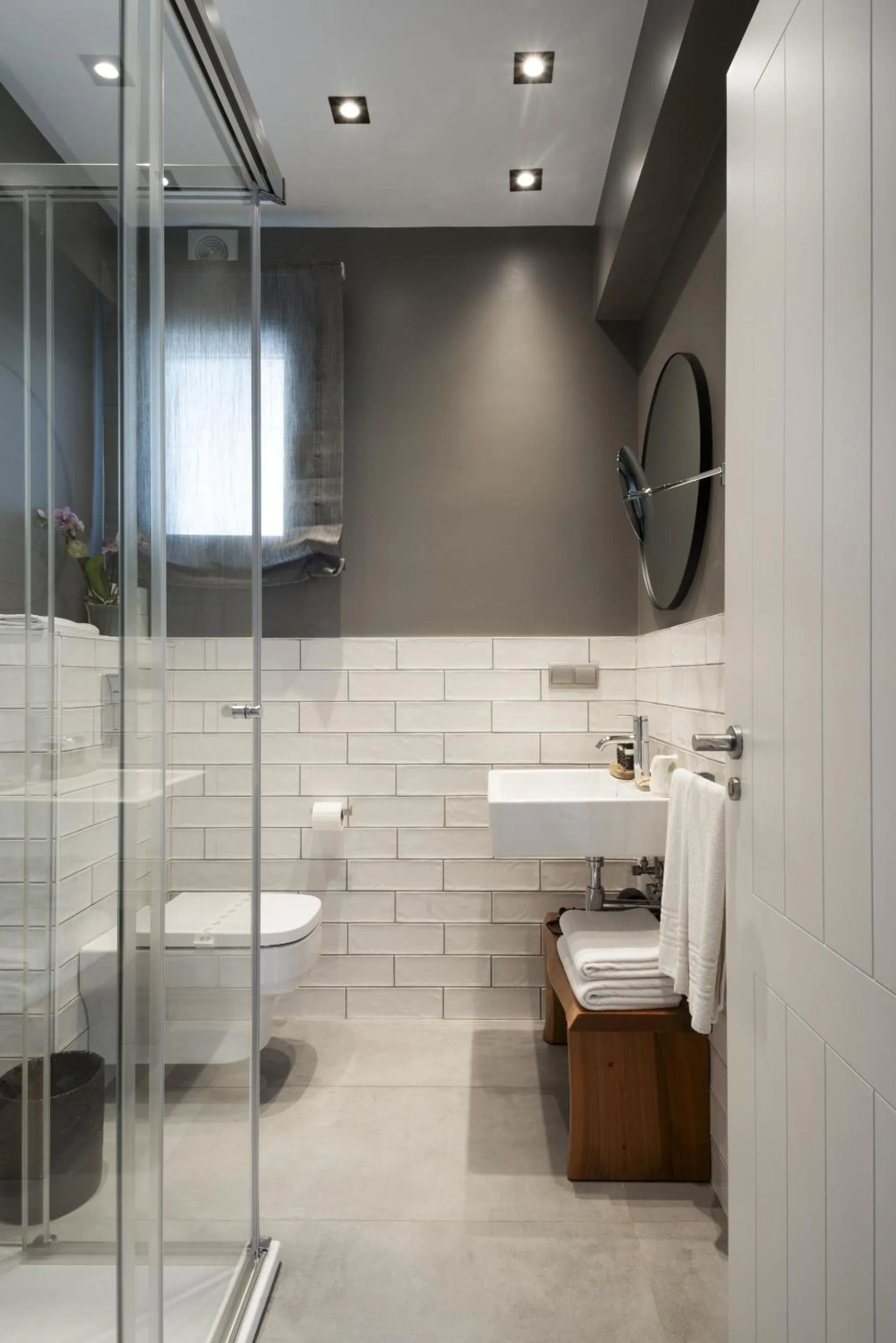 Bathroom in La Playa Suites Suances