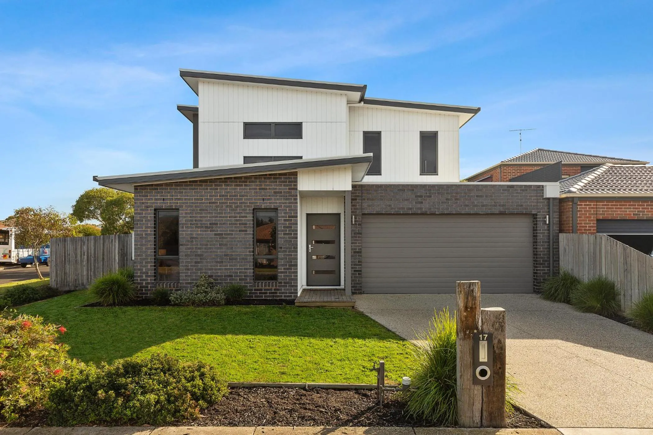 Facade/entrance in TORQUAY Relax and Unwind Beach 300m Table Tennis