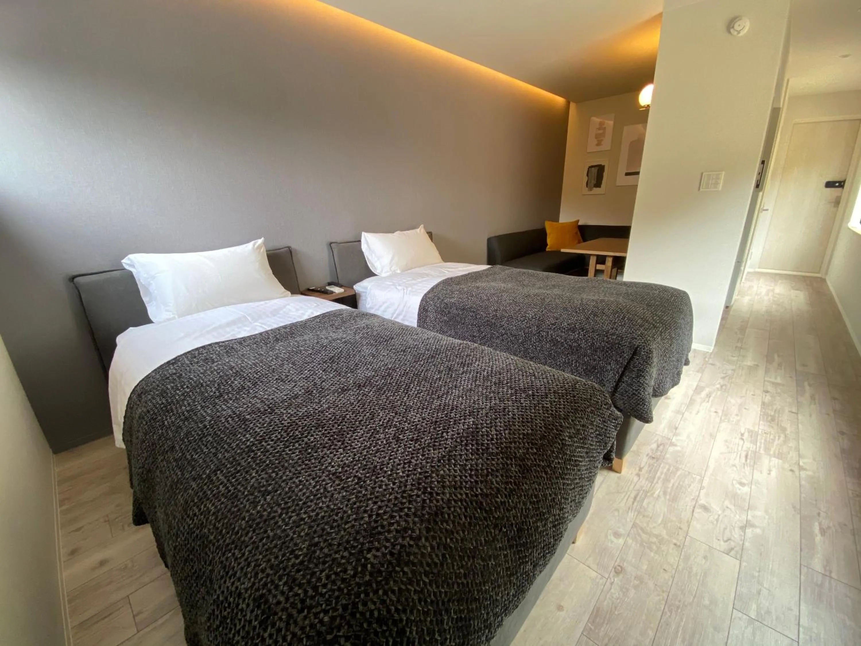 Photo of the whole room, Bed in BATONWORKS Naoshima