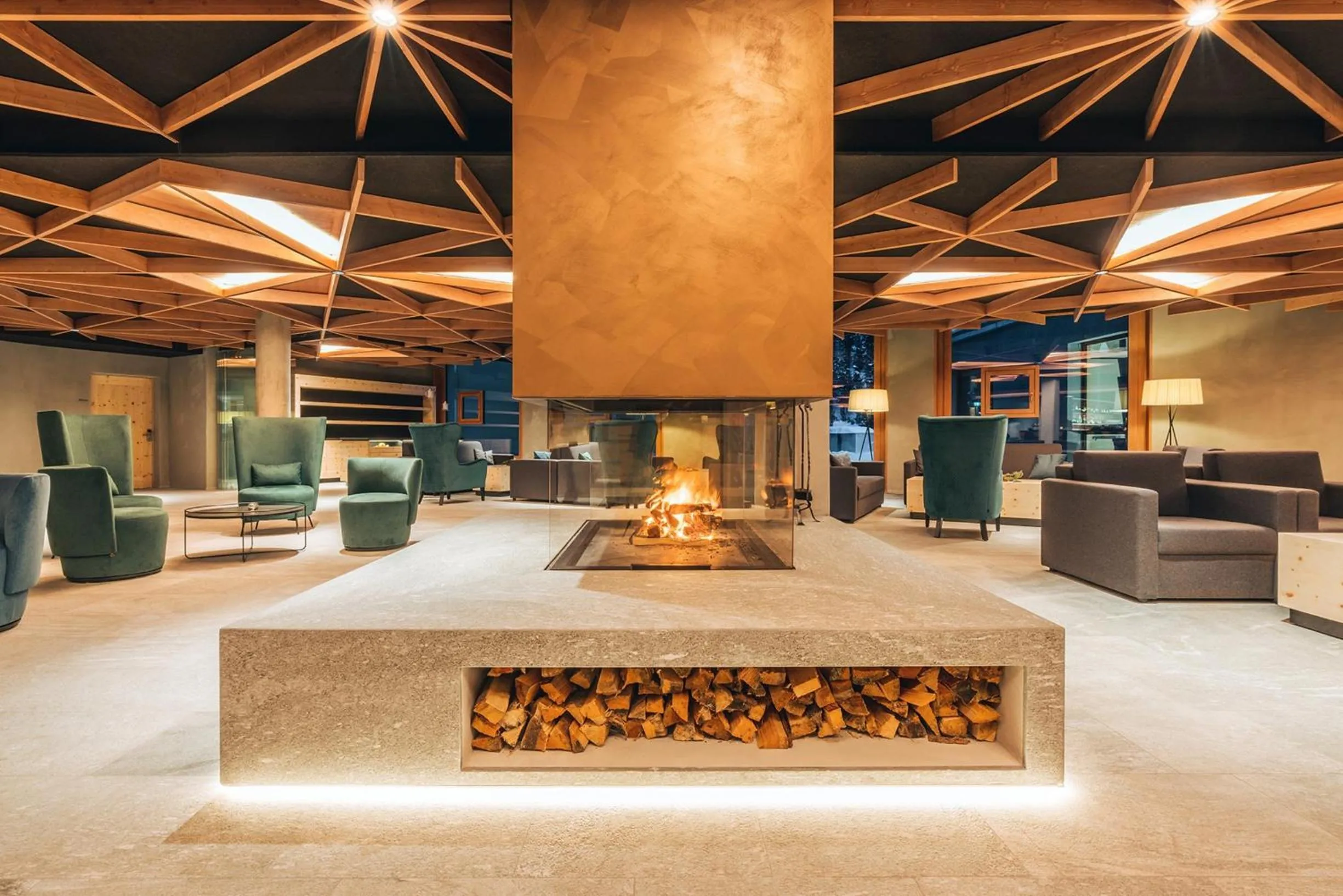 Lounge or bar in Hotel Laudinella