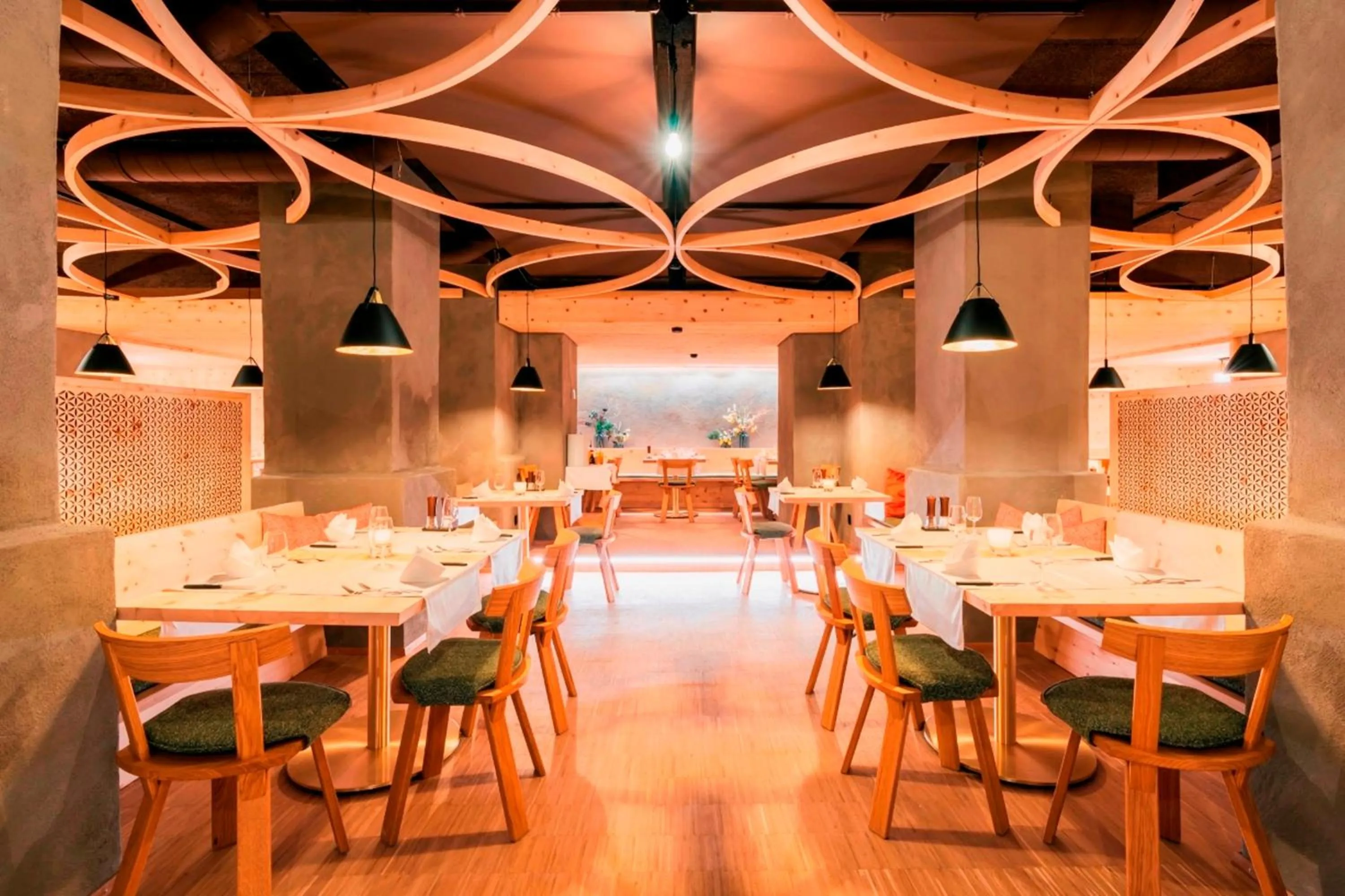 Restaurant/places to eat in Hotel Laudinella