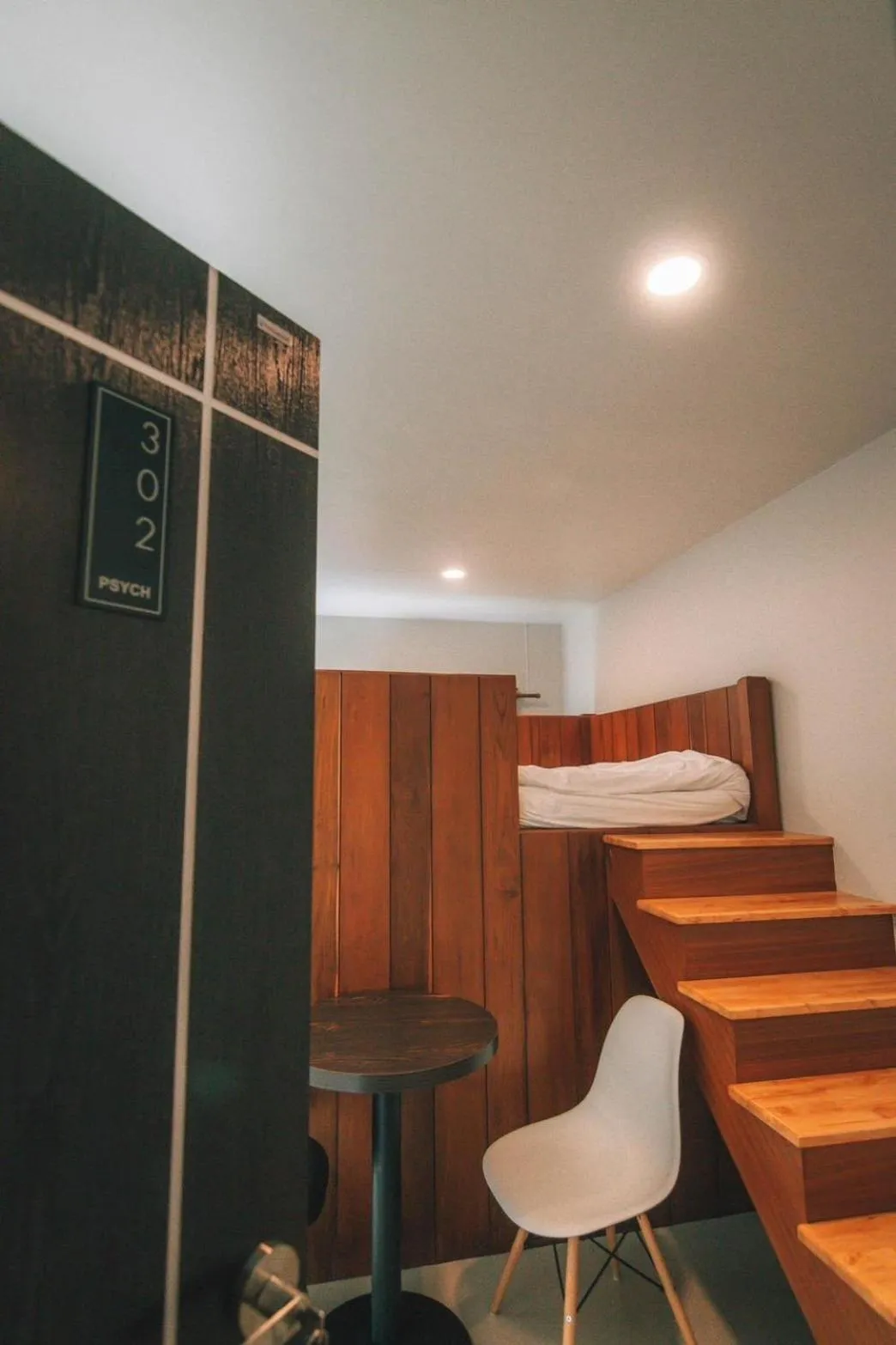 Photo of the whole room in Psych Hostel