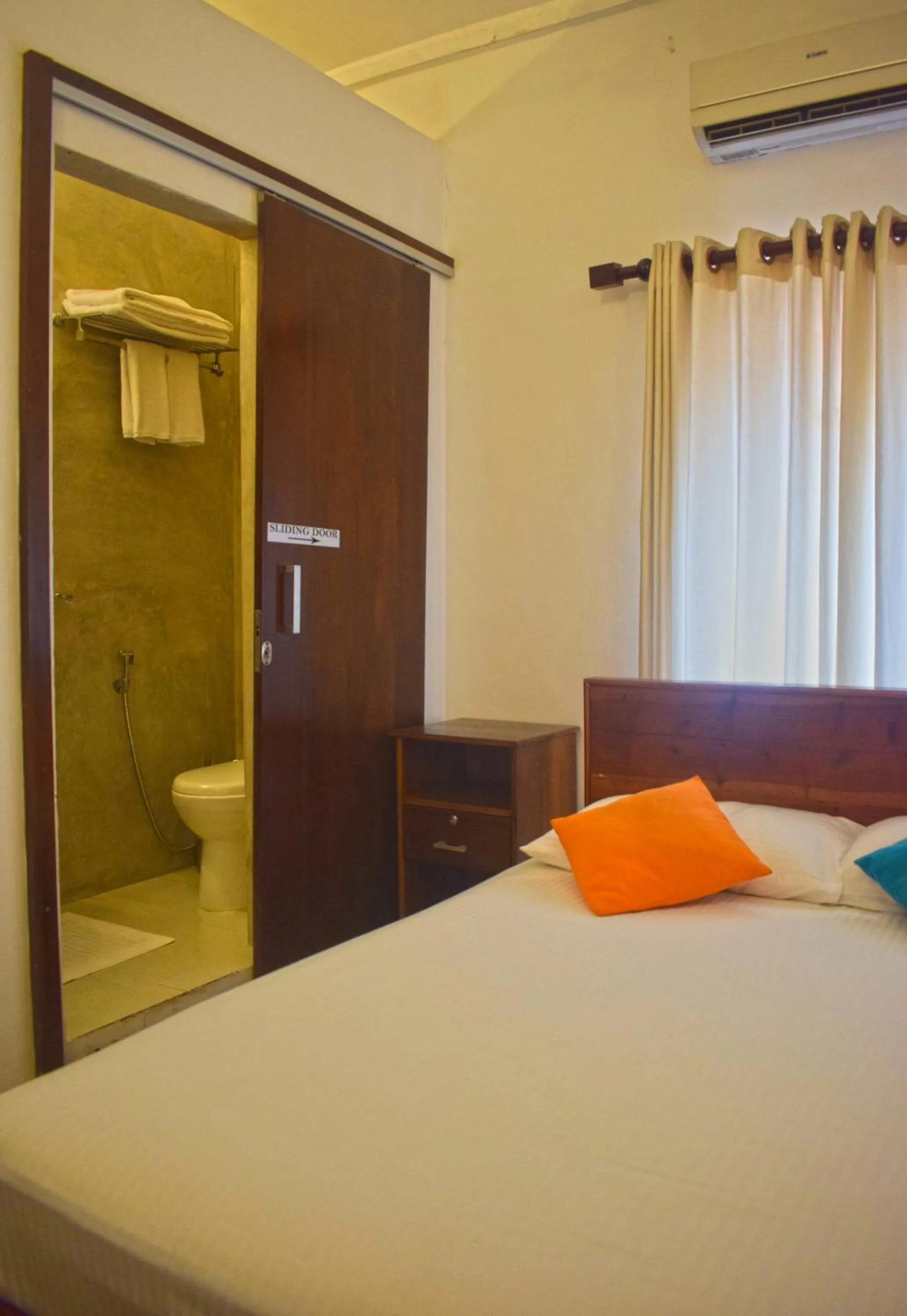 Bedroom, Bed in City Beds Colombo