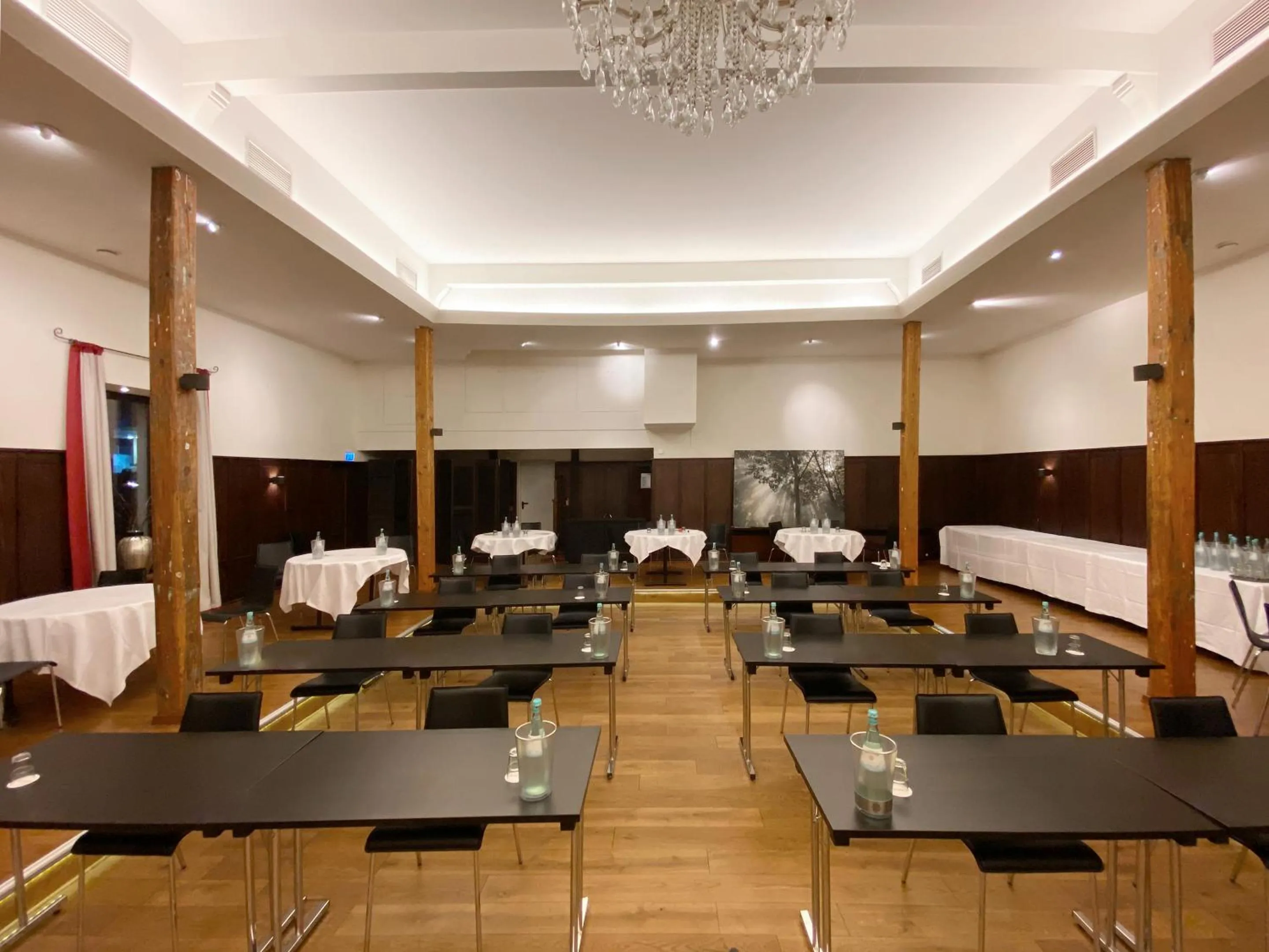 Meeting/conference room in DORMERO Hotel Düsseldorf