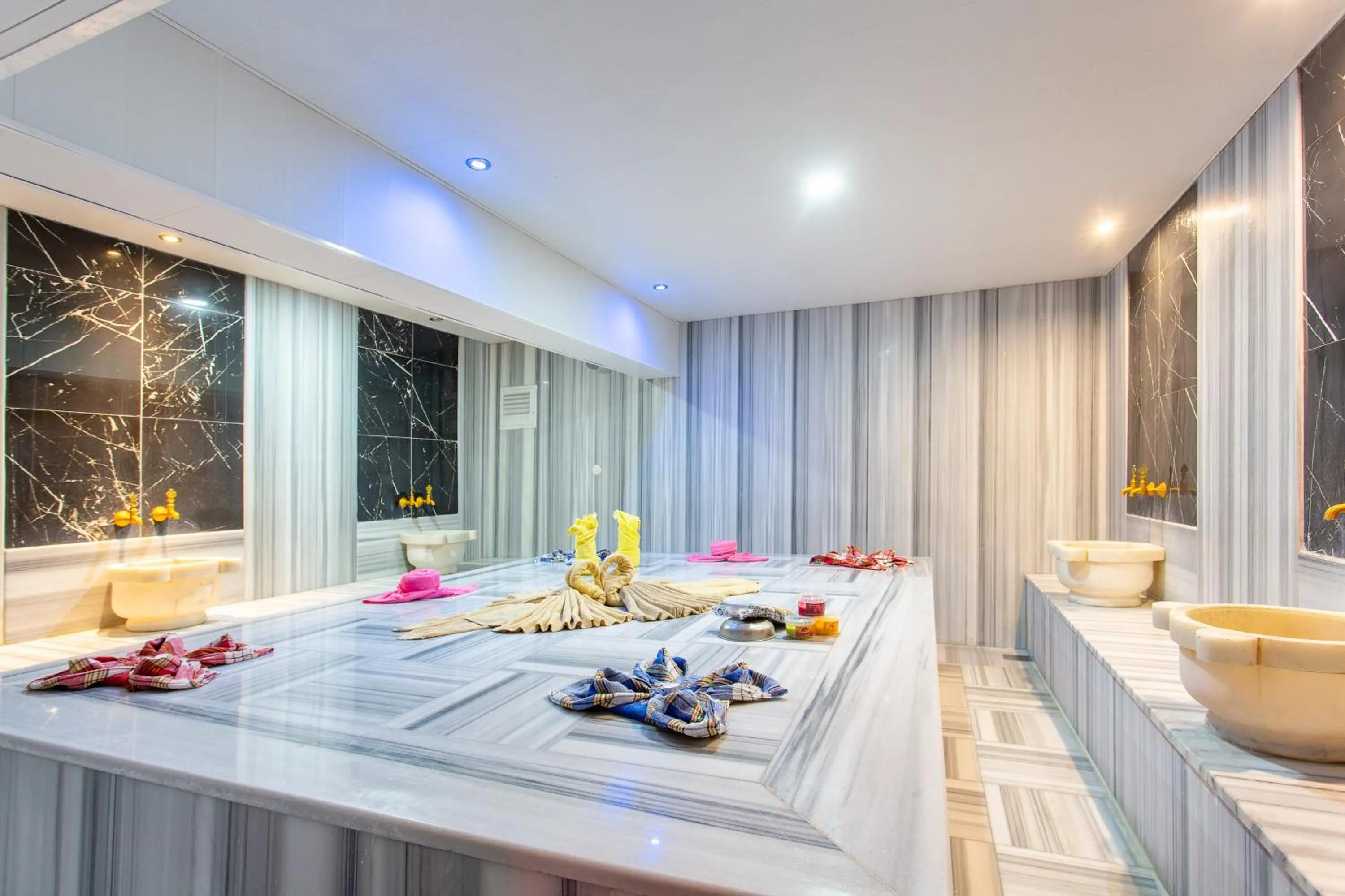 Spa and wellness centre/facilities in Aslan Sand & City Hotel