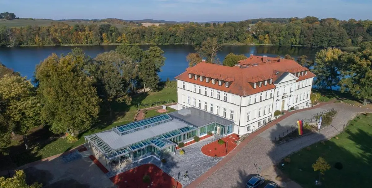Bird's eye view in Seeschloss Schorssow