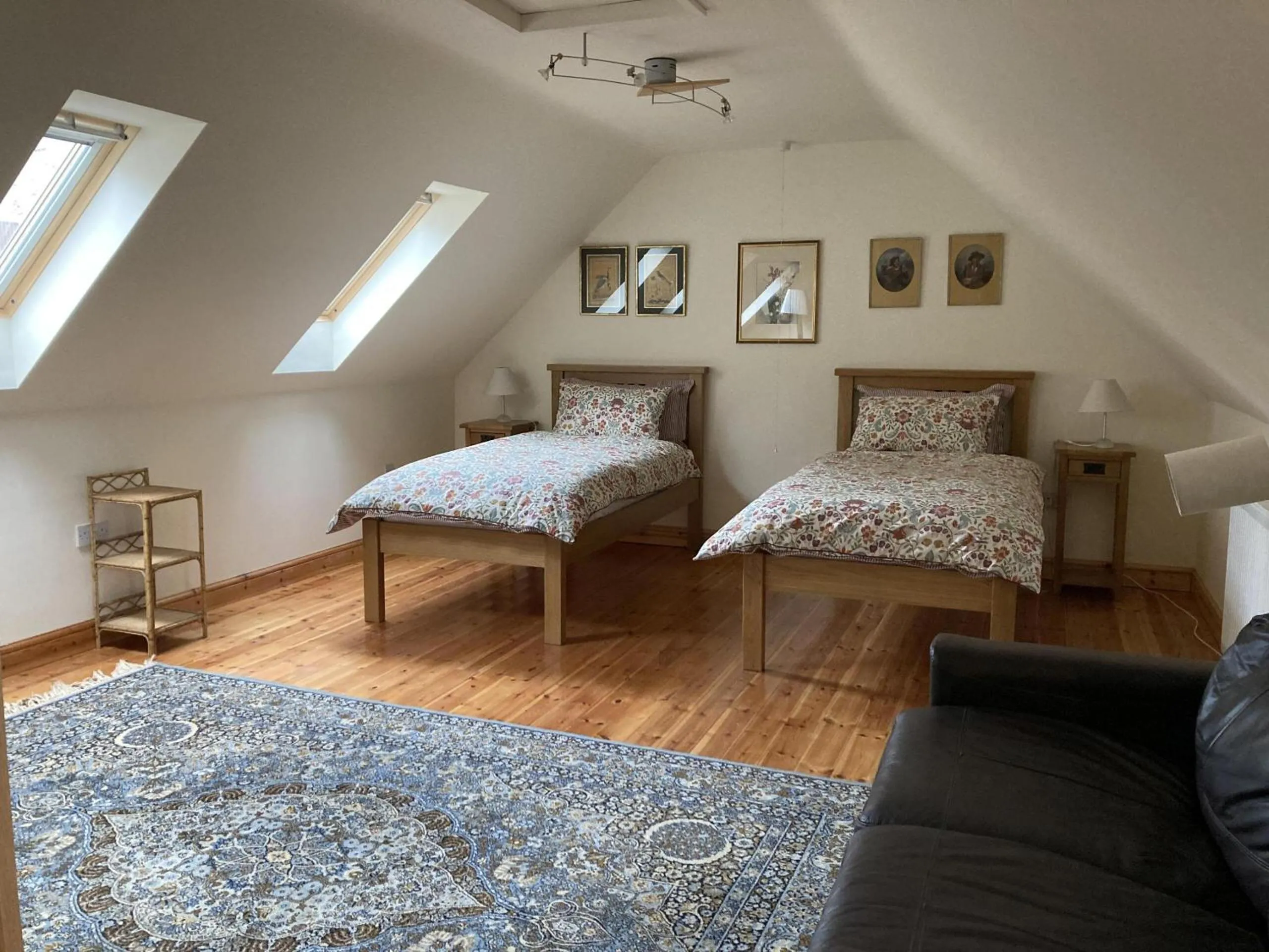 Bedroom, Bed in The Motor House