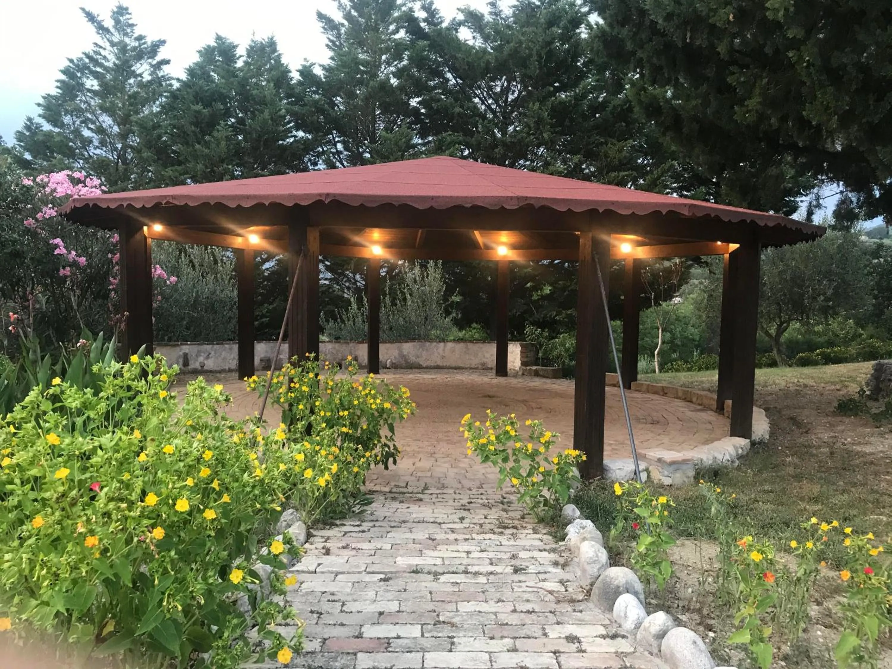 Garden view in Hotel Lo Smeraldo