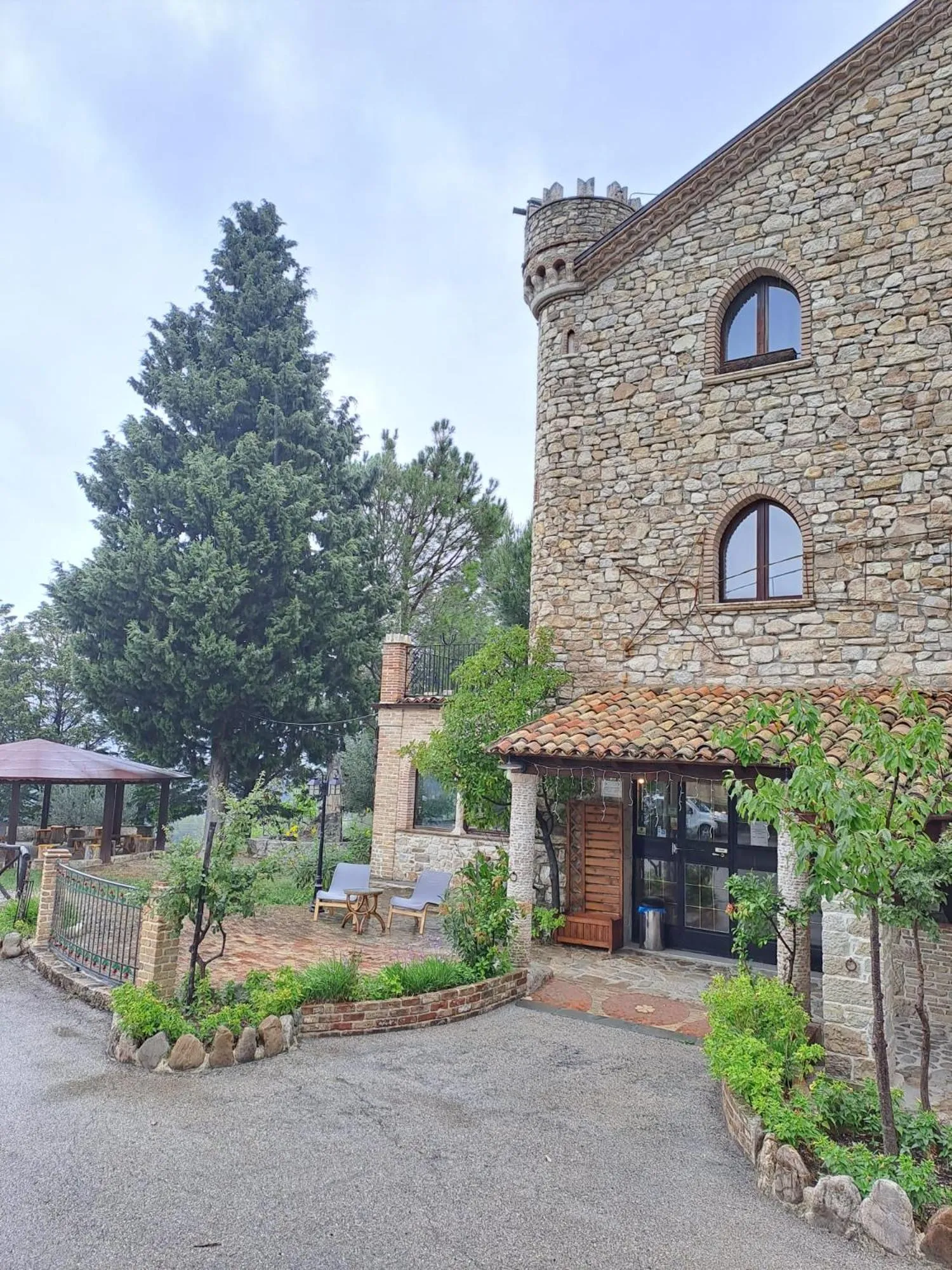 Restaurant/places to eat in Hotel Lo Smeraldo