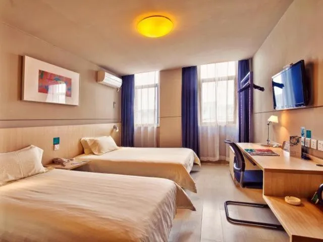 Bed in Jinjiang Inn East Siming Road in Higher Education Park , Ningbo