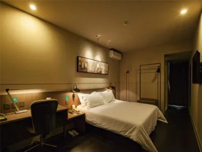 Bed in Jinjiang Inn Select Wuxi Nanchang Street Huaqing Bridge Metro Station