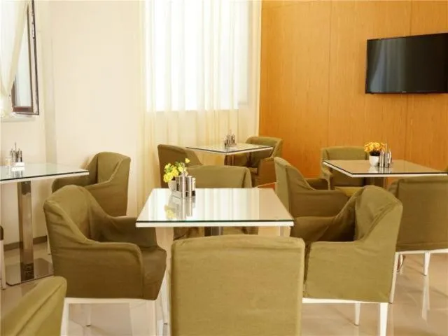 Jinjiang Inn Yingkou Port Authority Bayuquan Century Plaza