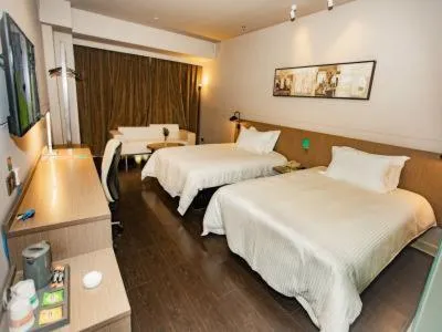 Bed in Jinjiang Inn Select Linyi City Government Tianjin Road Branch