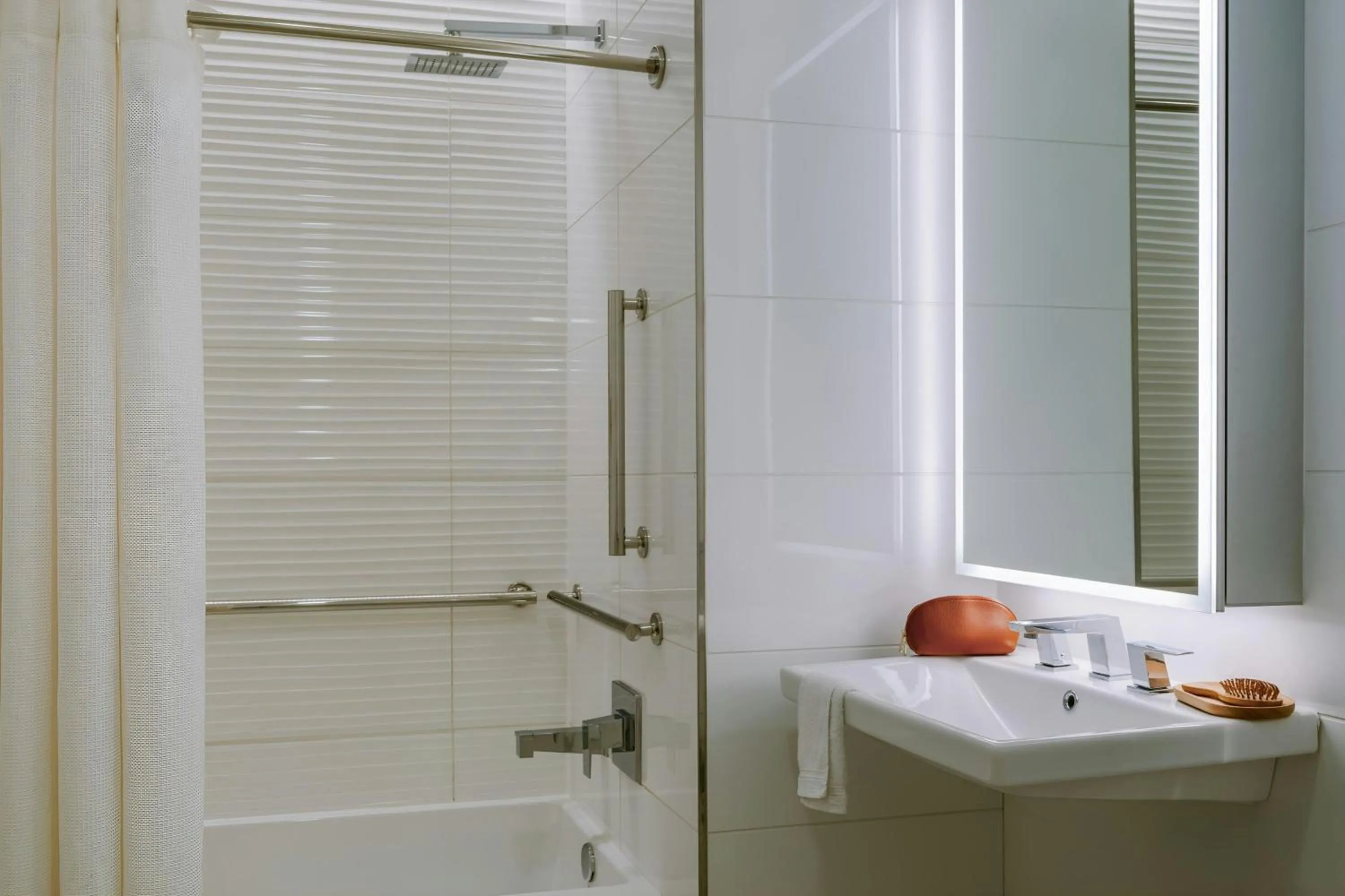 Bathroom in Sonder by Marriott Bonvoy Battery Park Apartments Financial District