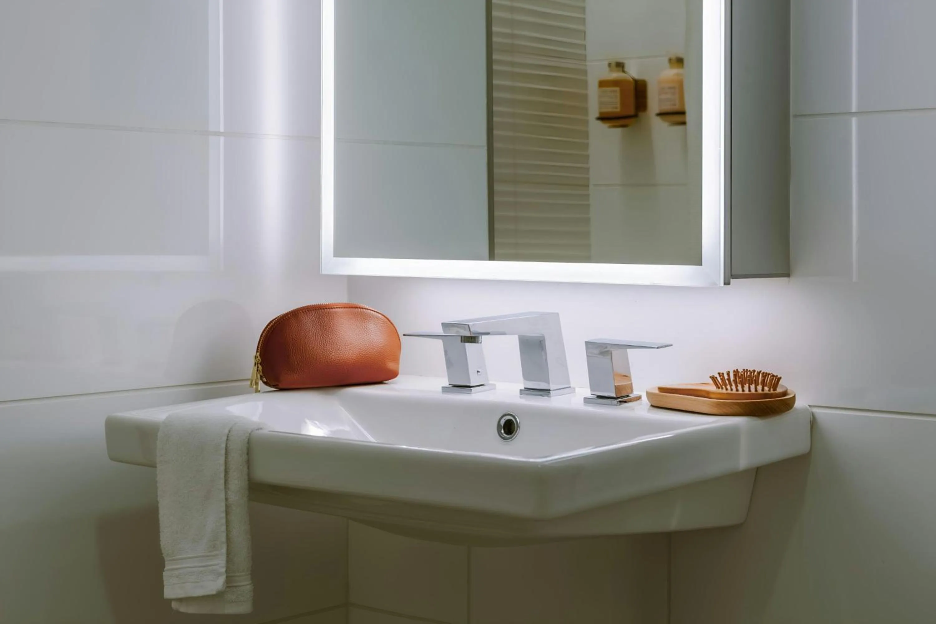 Bathroom in Sonder by Marriott Bonvoy Battery Park Apartments Financial District