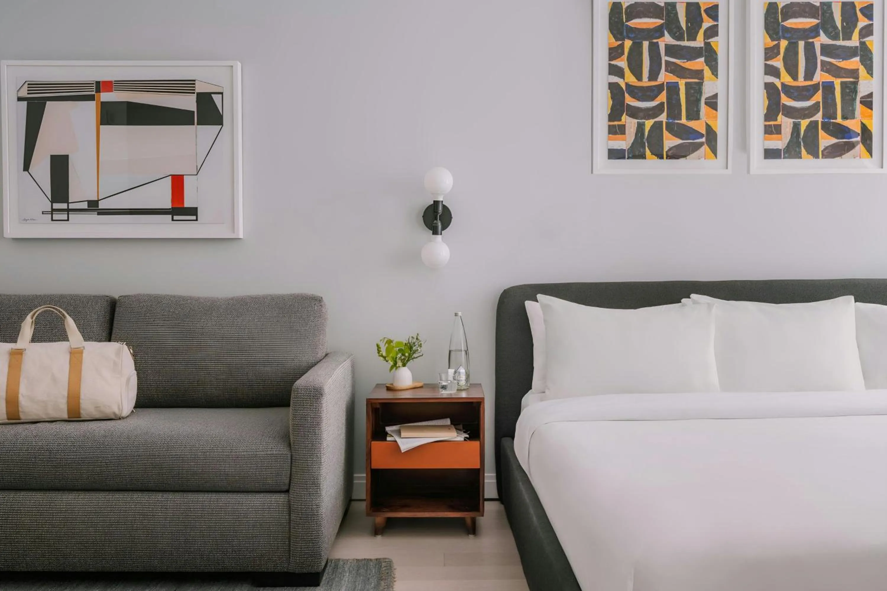 Bedroom, Bed in Sonder by Marriott Bonvoy Battery Park Apartments Financial District