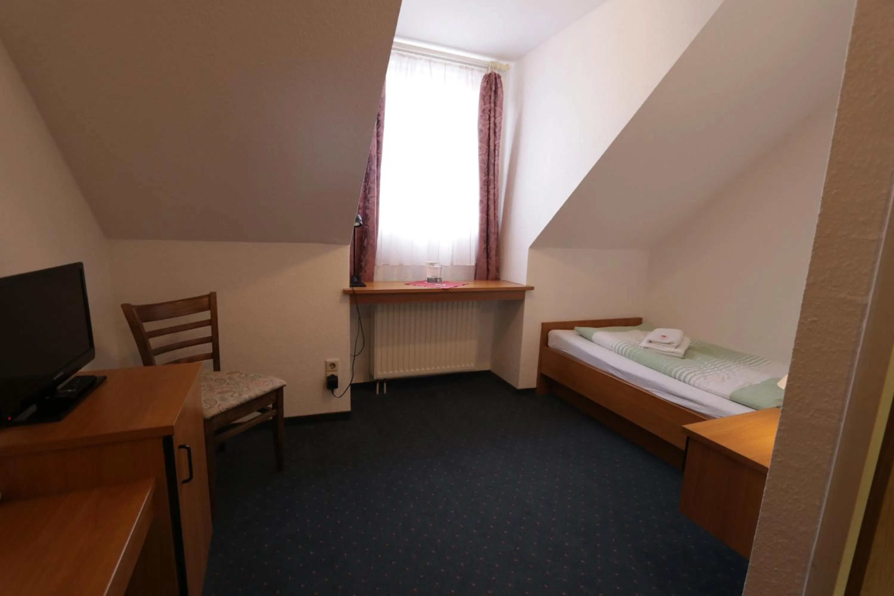 Photo of the whole room, Bed in Hotel Riedel