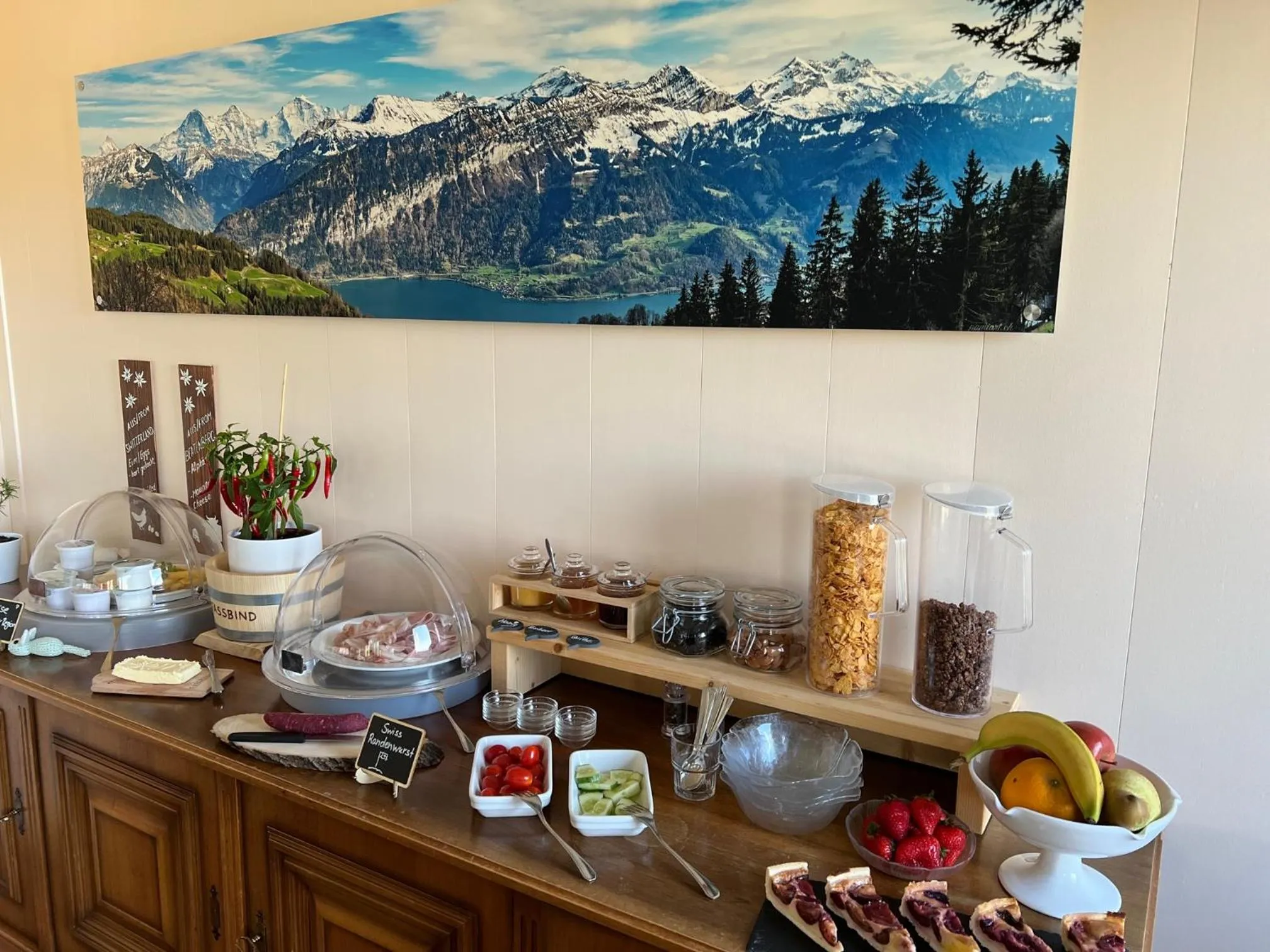 Breakfast in Hotel Fassbind Beausite