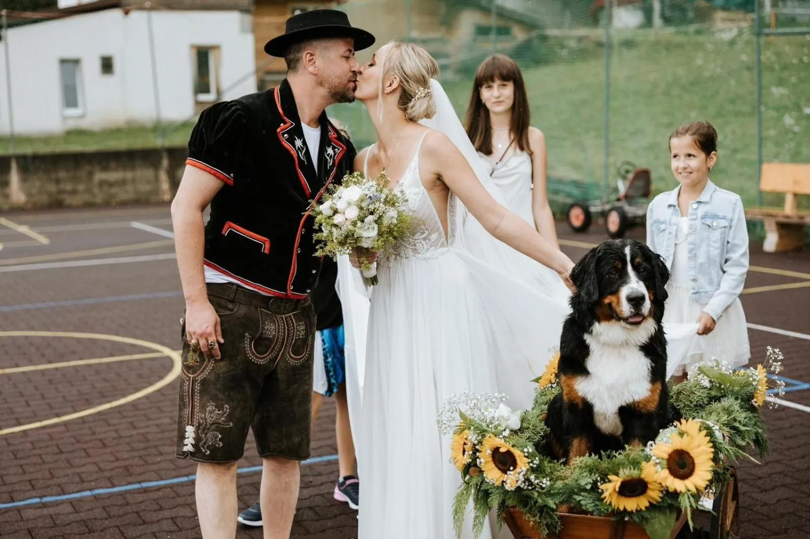 People in Hotel Fassbind Beausite