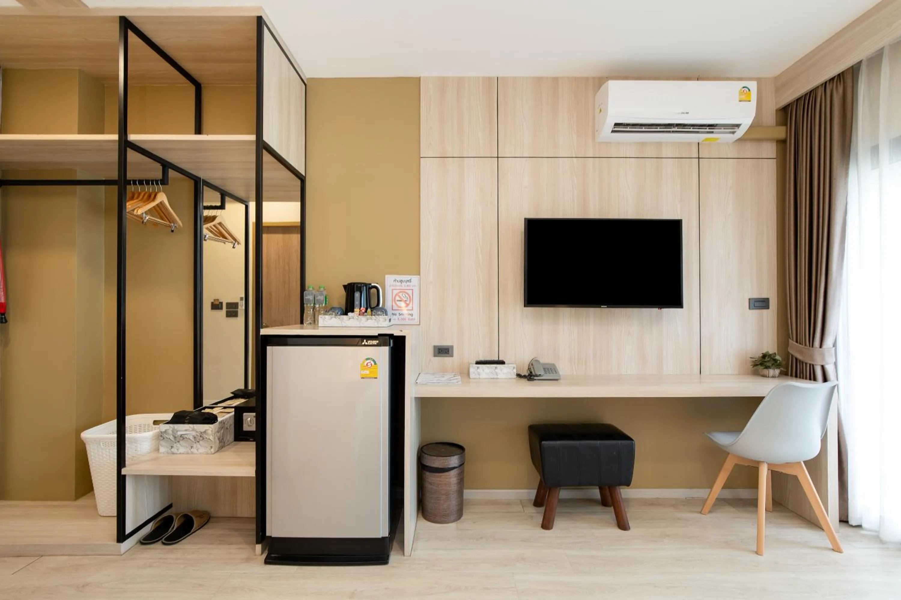 air conditioner in Amanah Bangkok Hotel