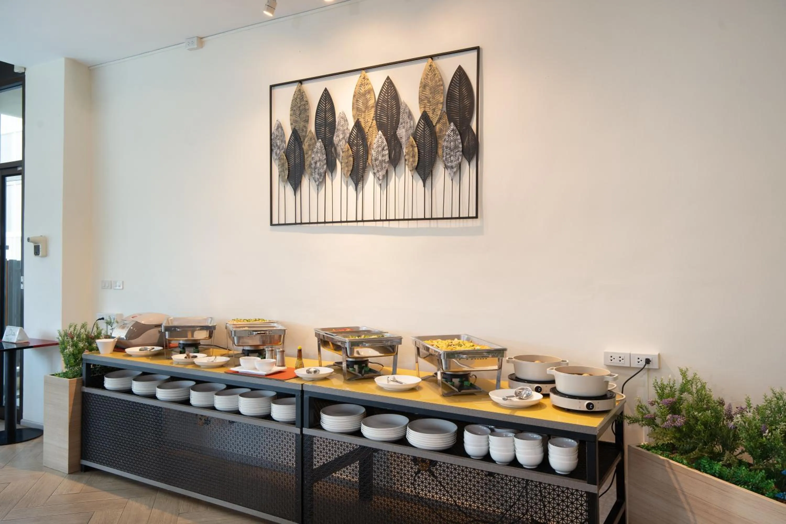 Food and drinks in Amanah Bangkok Hotel