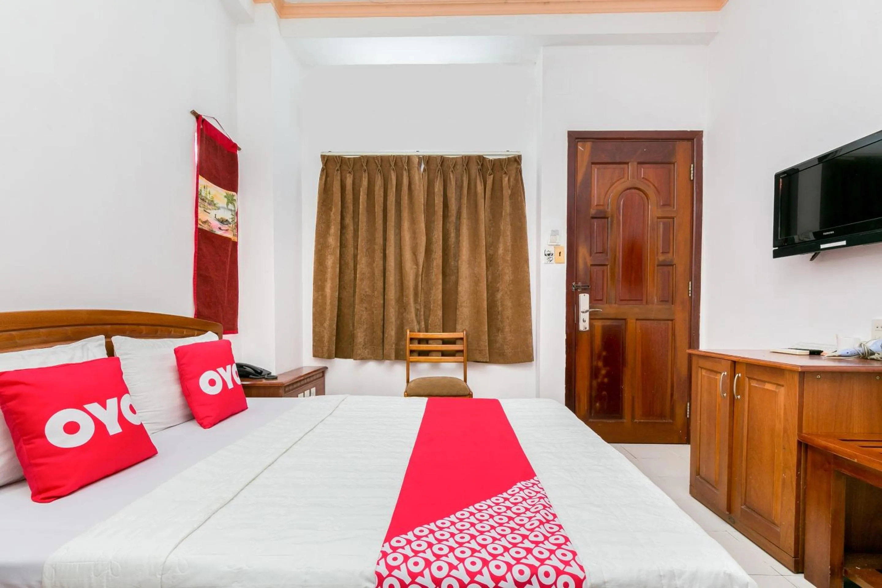 Bedroom, Bed in Vien Ngoc Xanh Hotel