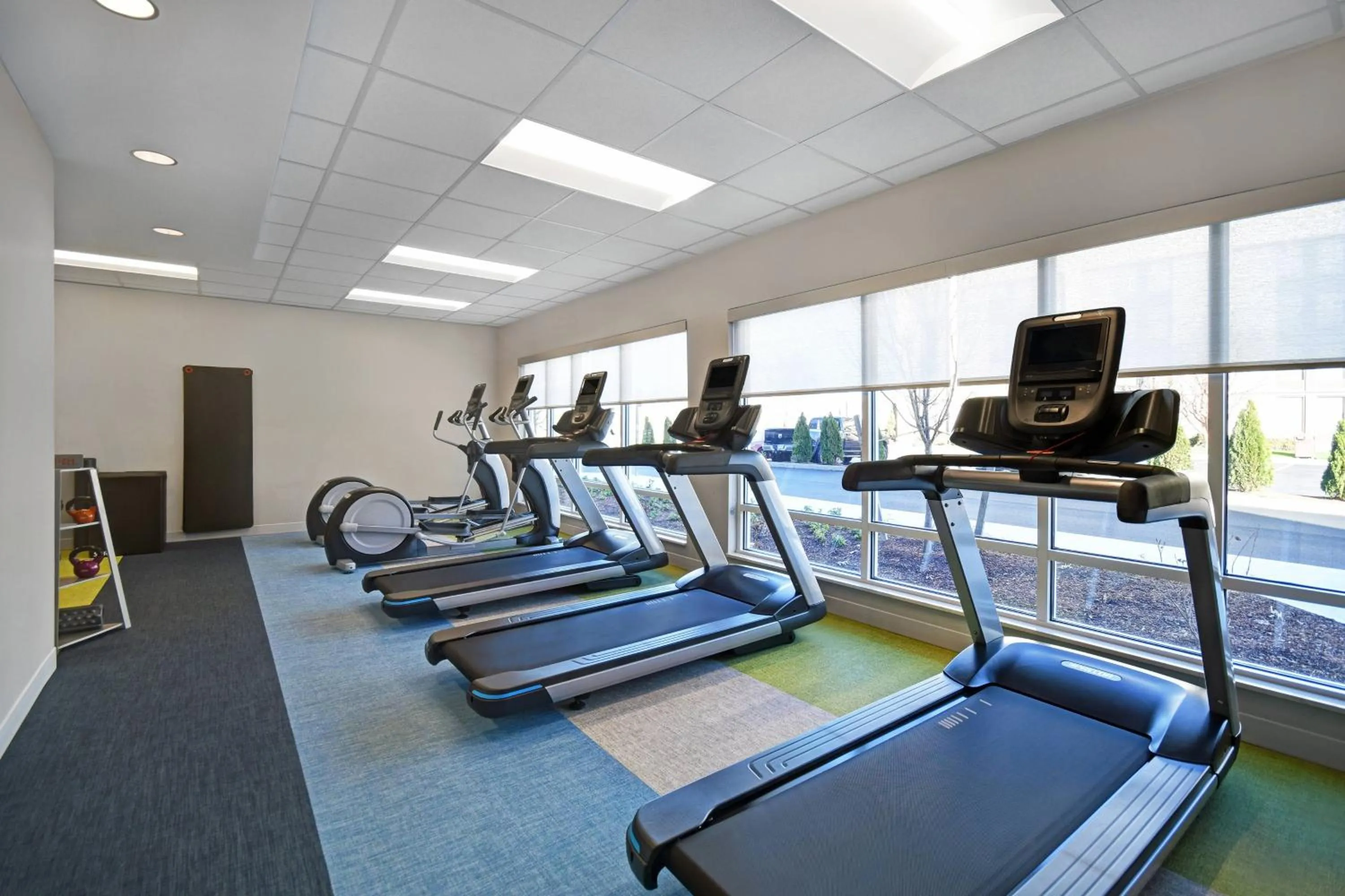 Fitness centre/facilities in TownePlace Suites by Marriott Fall River Westport
