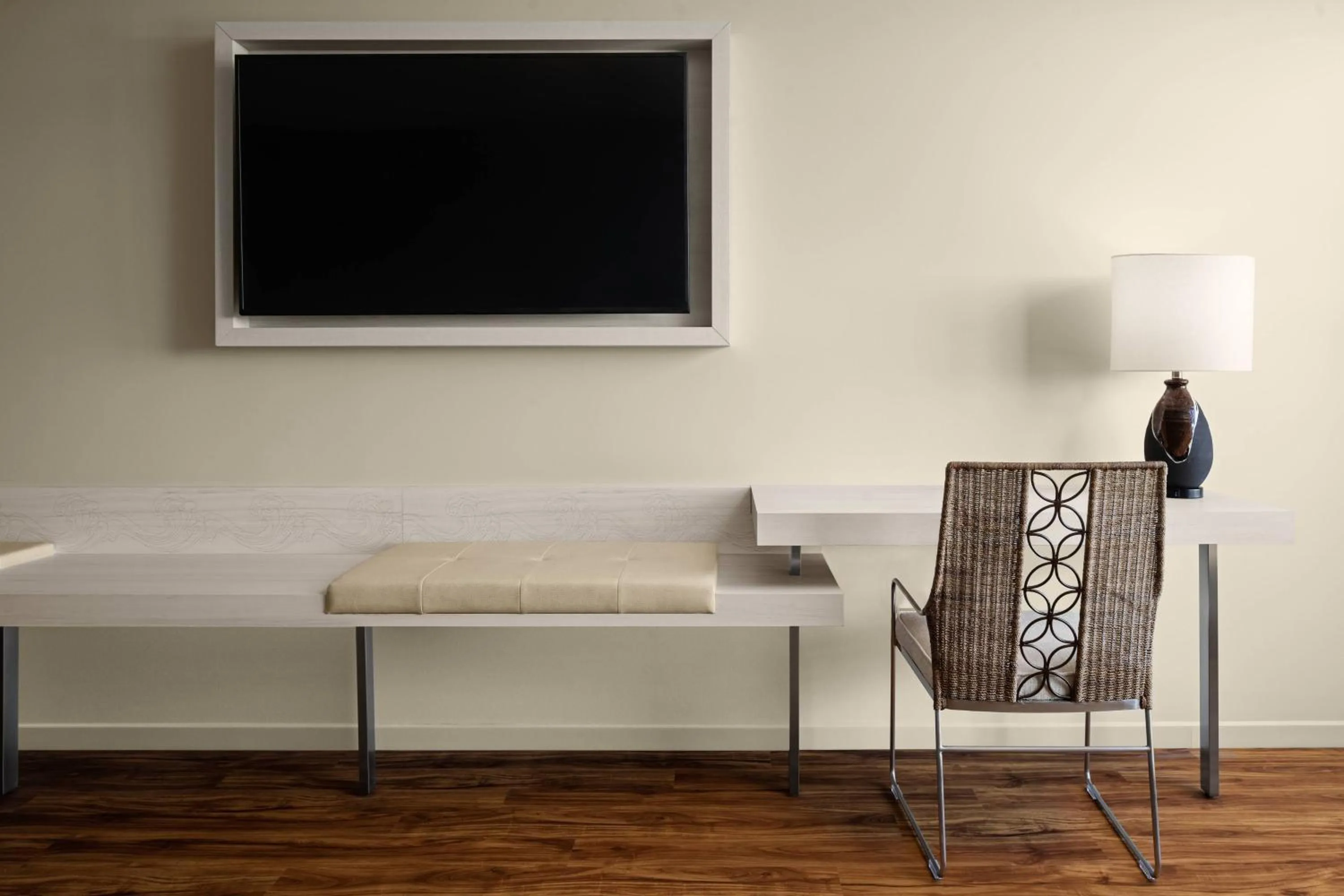 Photo of the whole room in AC Hotel by Marriott Maui Wailea