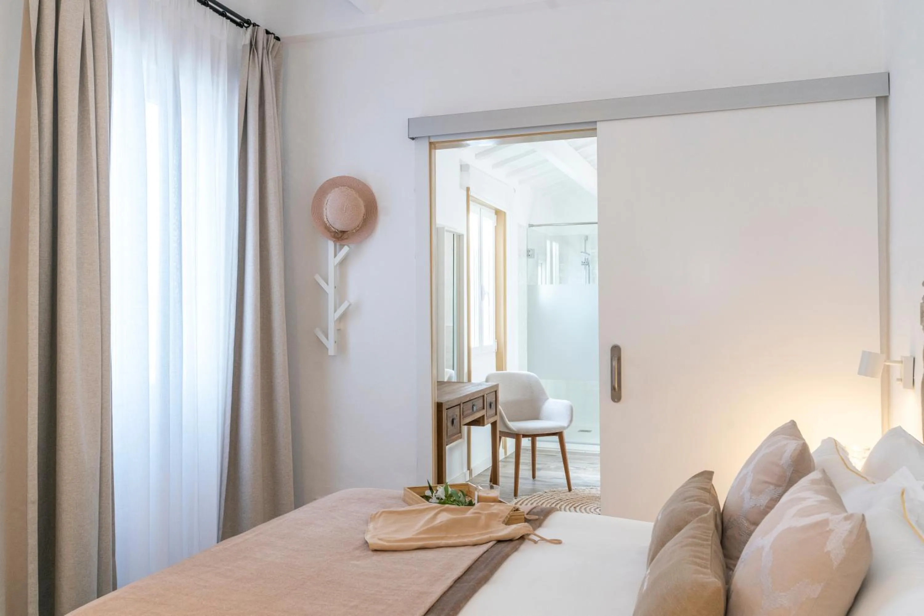 Bed in Encant de Alaior Boutique Hotel