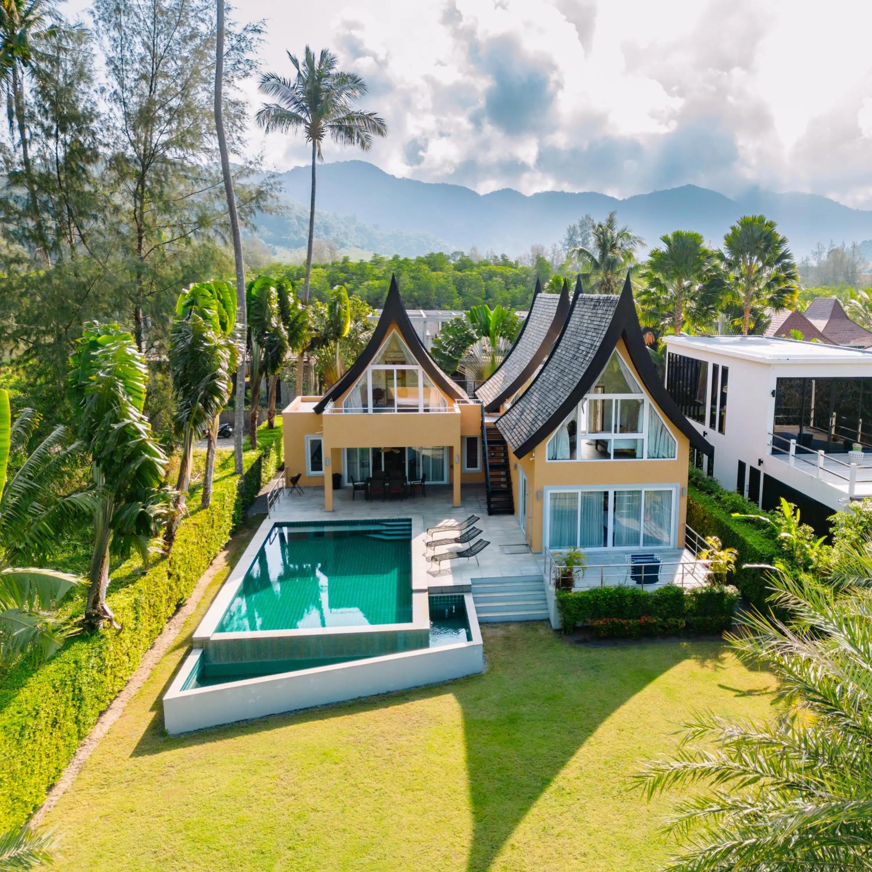 Property building in Utalay Koh Chang Villas