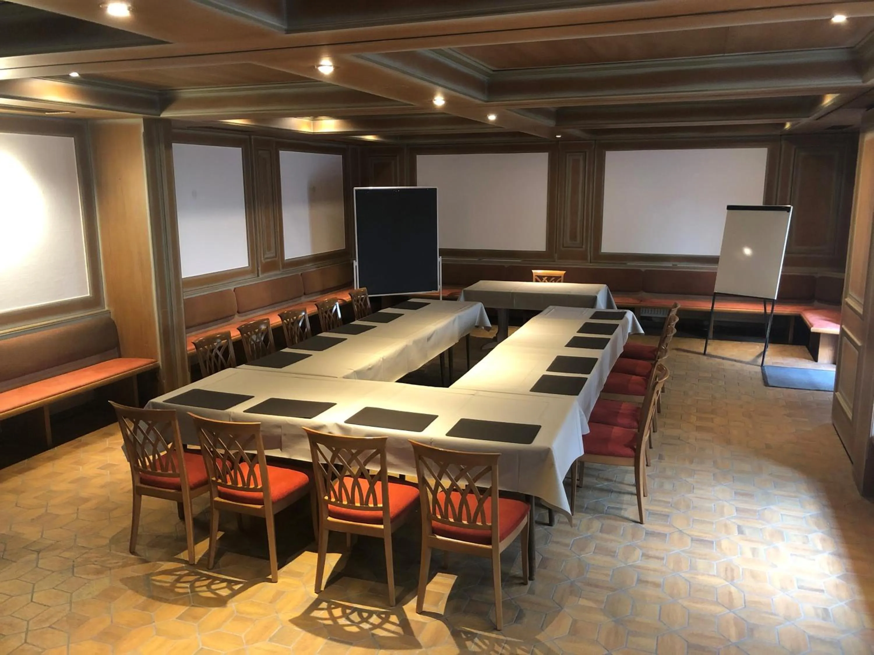 Meeting/conference room in Weinstadt Hotel - das Original