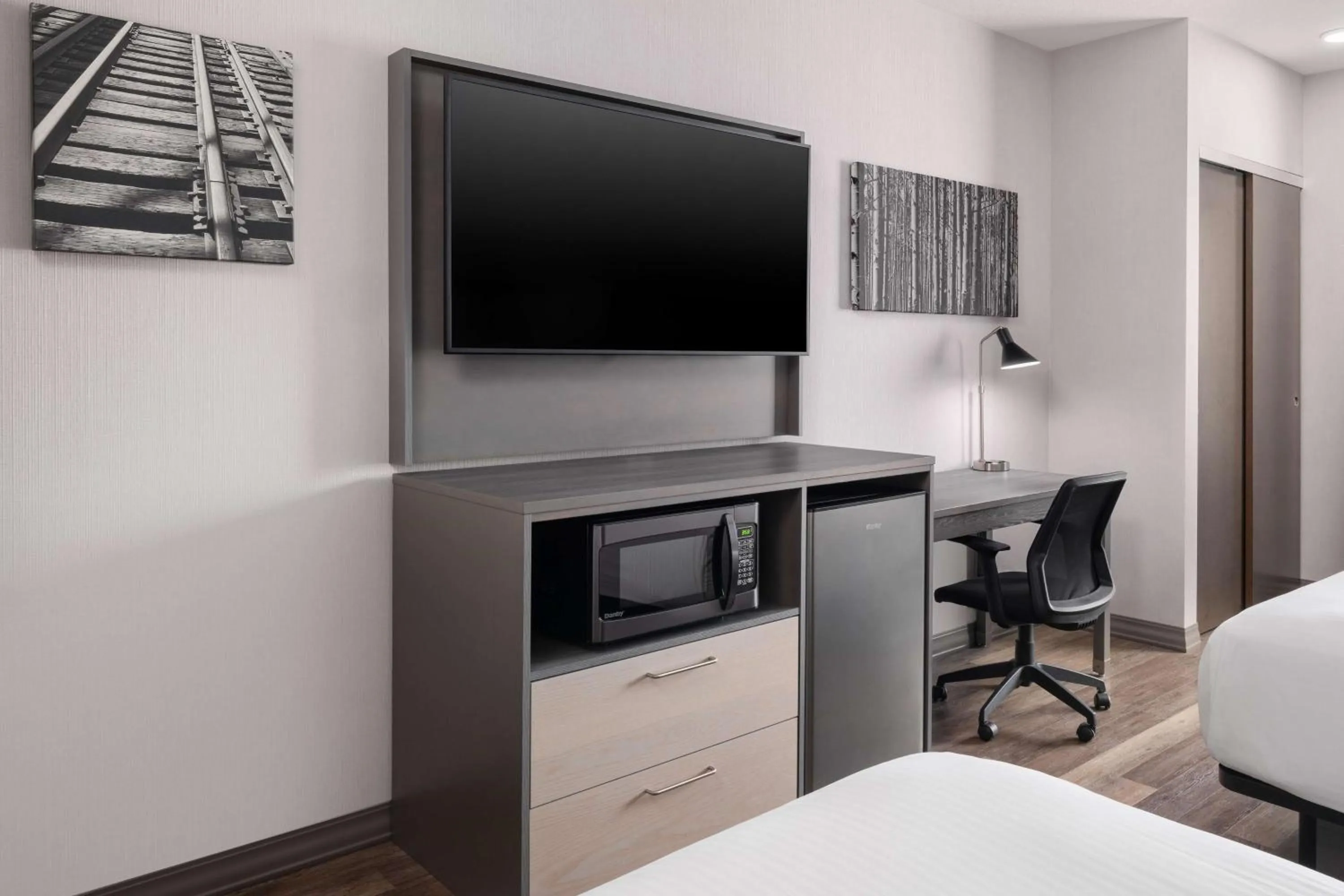 Bed in Best Western Plus Prince George