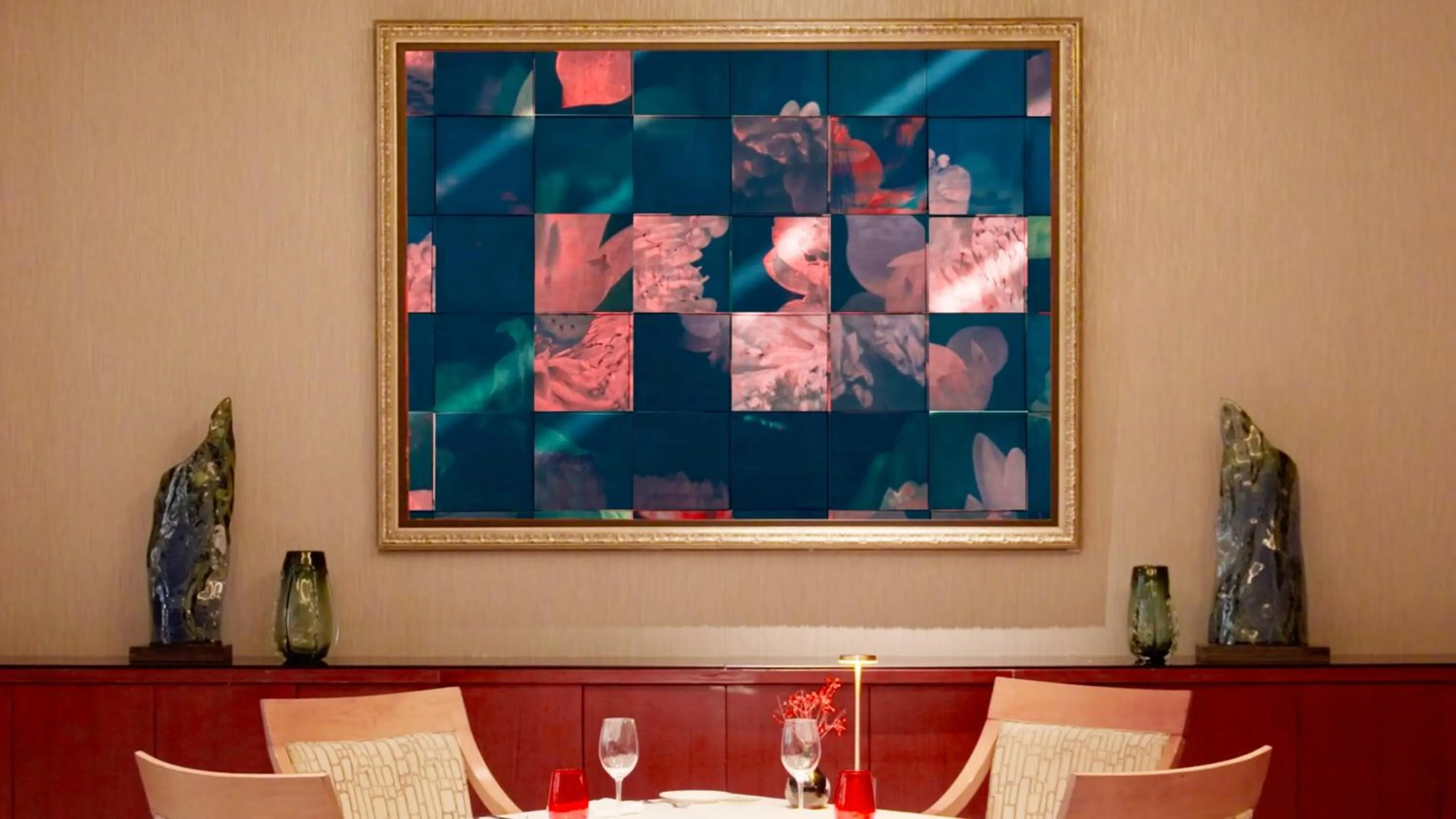 Restaurant/places to eat in Regent Beijing