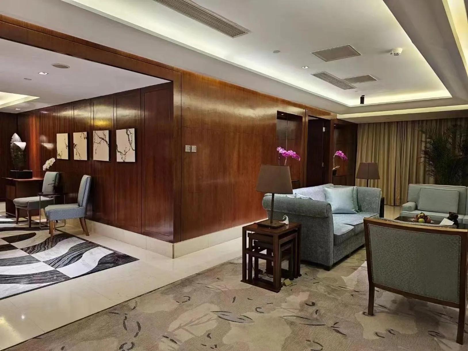 Photo of the whole room in Regent Beijing