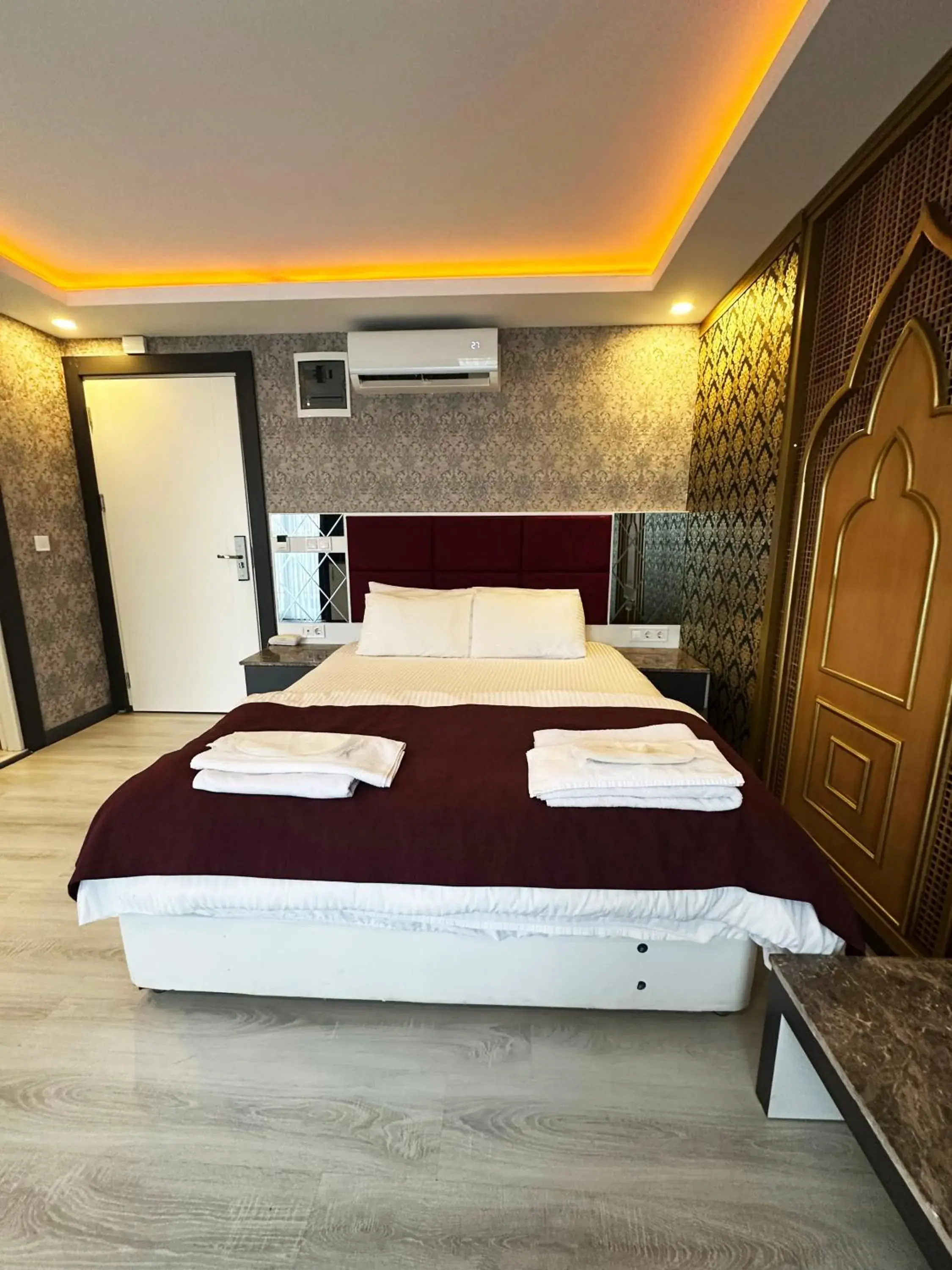 Deluxe Double Room with Balcony in Akayda Butik Hotel Deluxe Double Room with Balcony in Akayda Butik Hotel