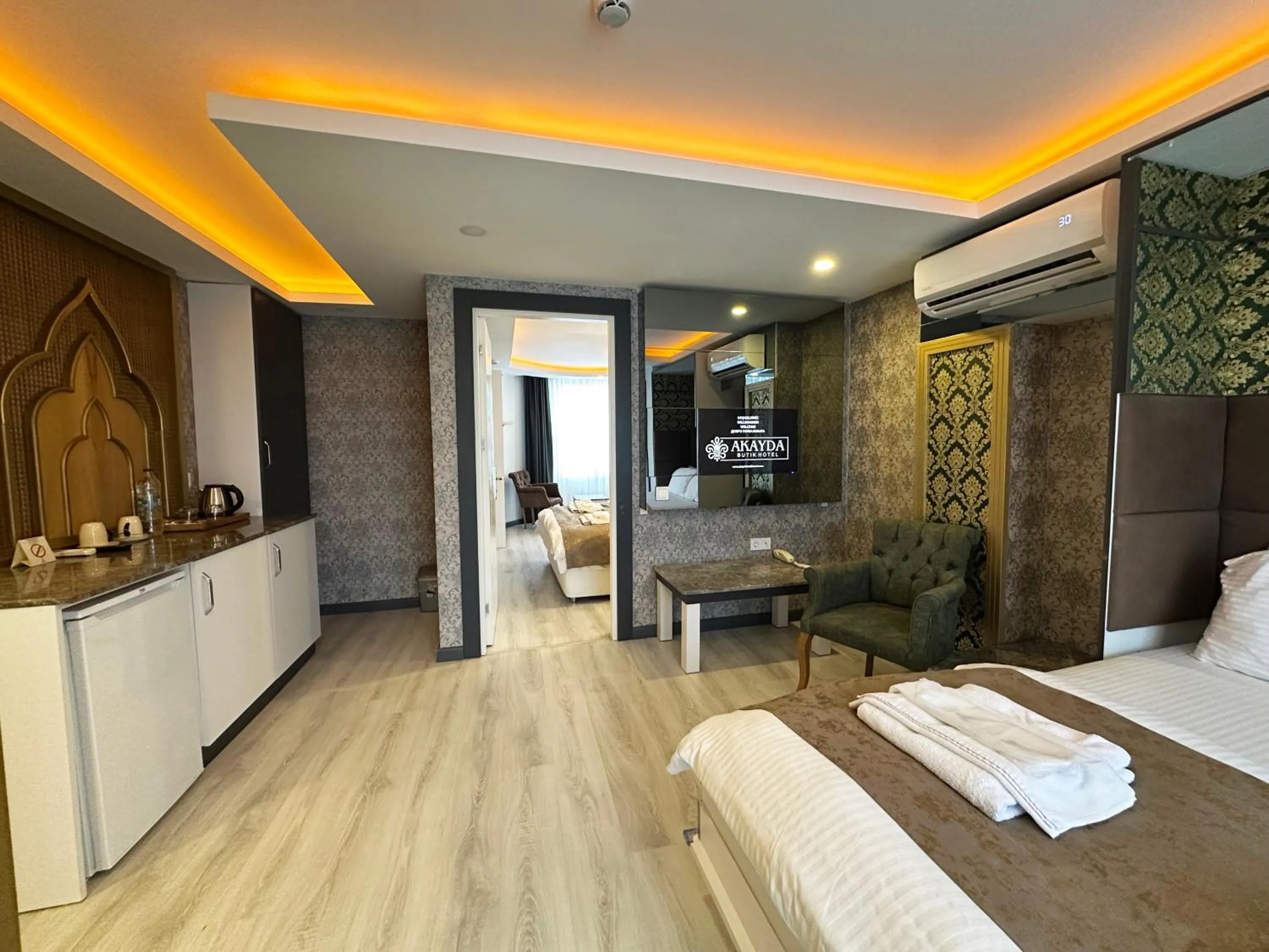 Photo of the whole room, Bed in Akayda Butik Hotel