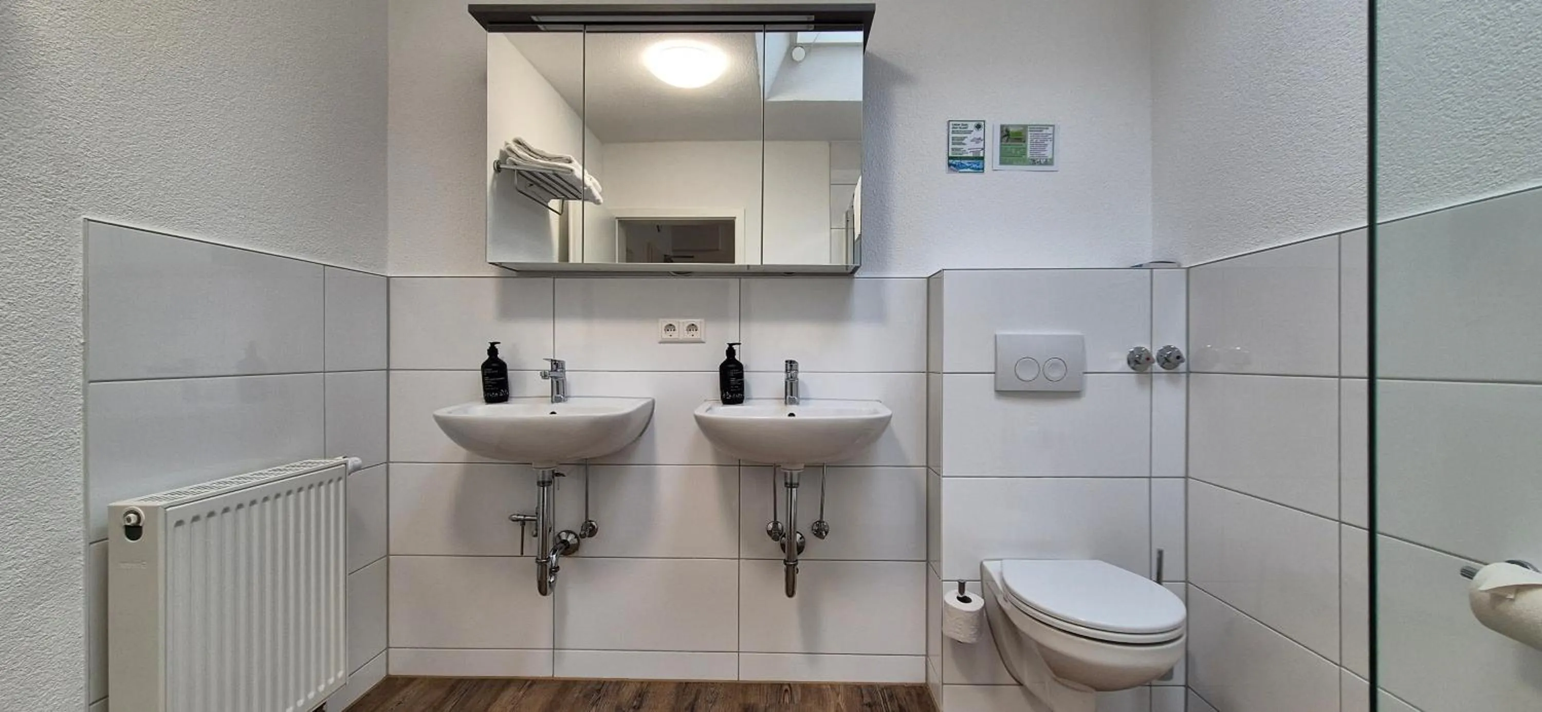 Shower in Melvi Hotel Göppingen