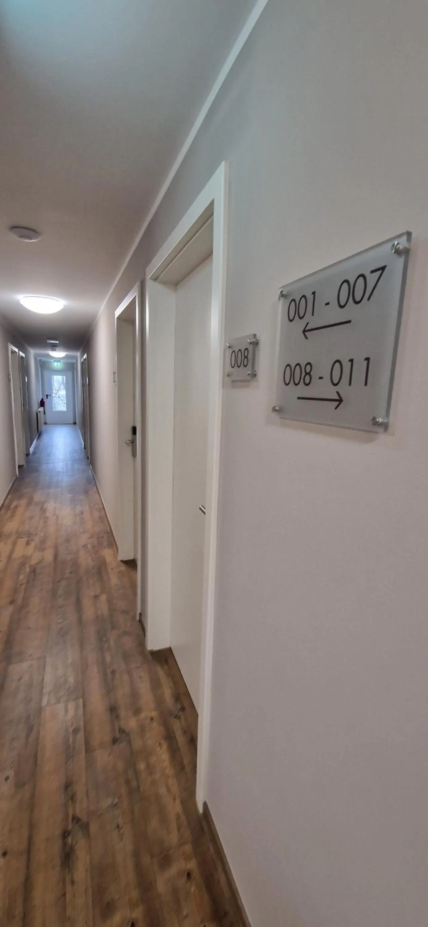 Bedroom in Melvi Hotel Göppingen