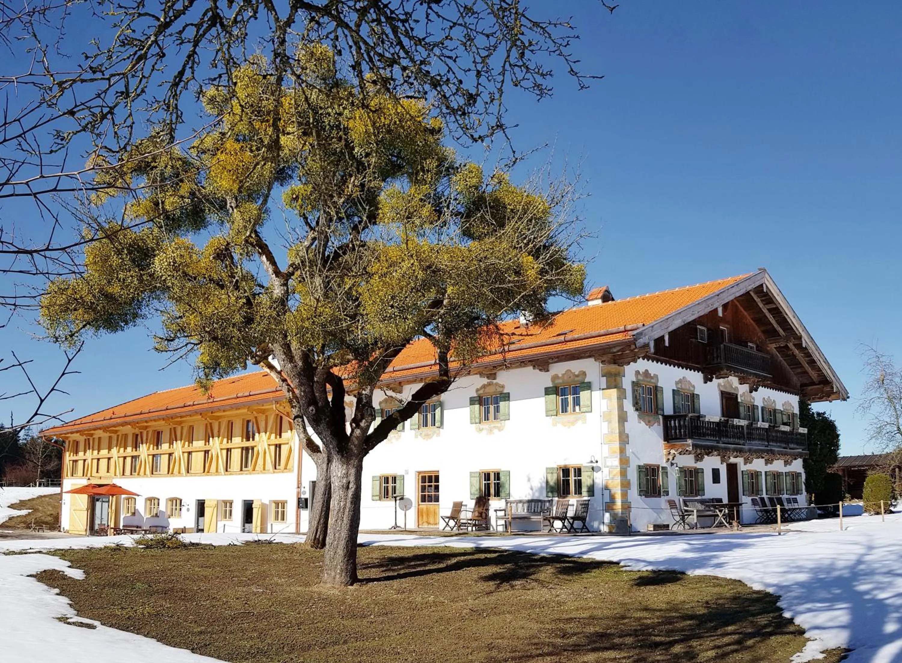 Property building in Gut Sonnenhausen