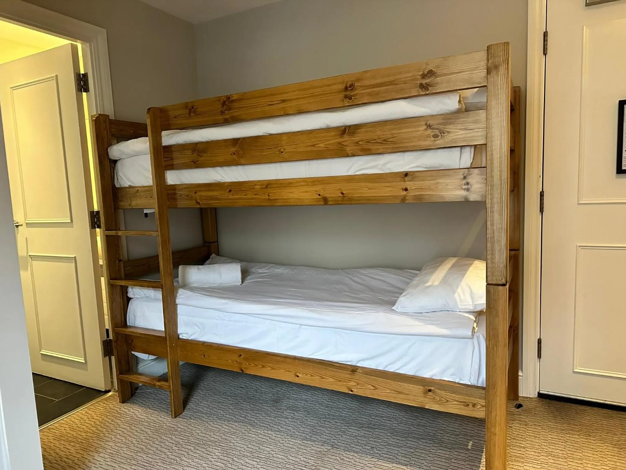 bunk bed, Bed in Goswell House Hotel central Windsor