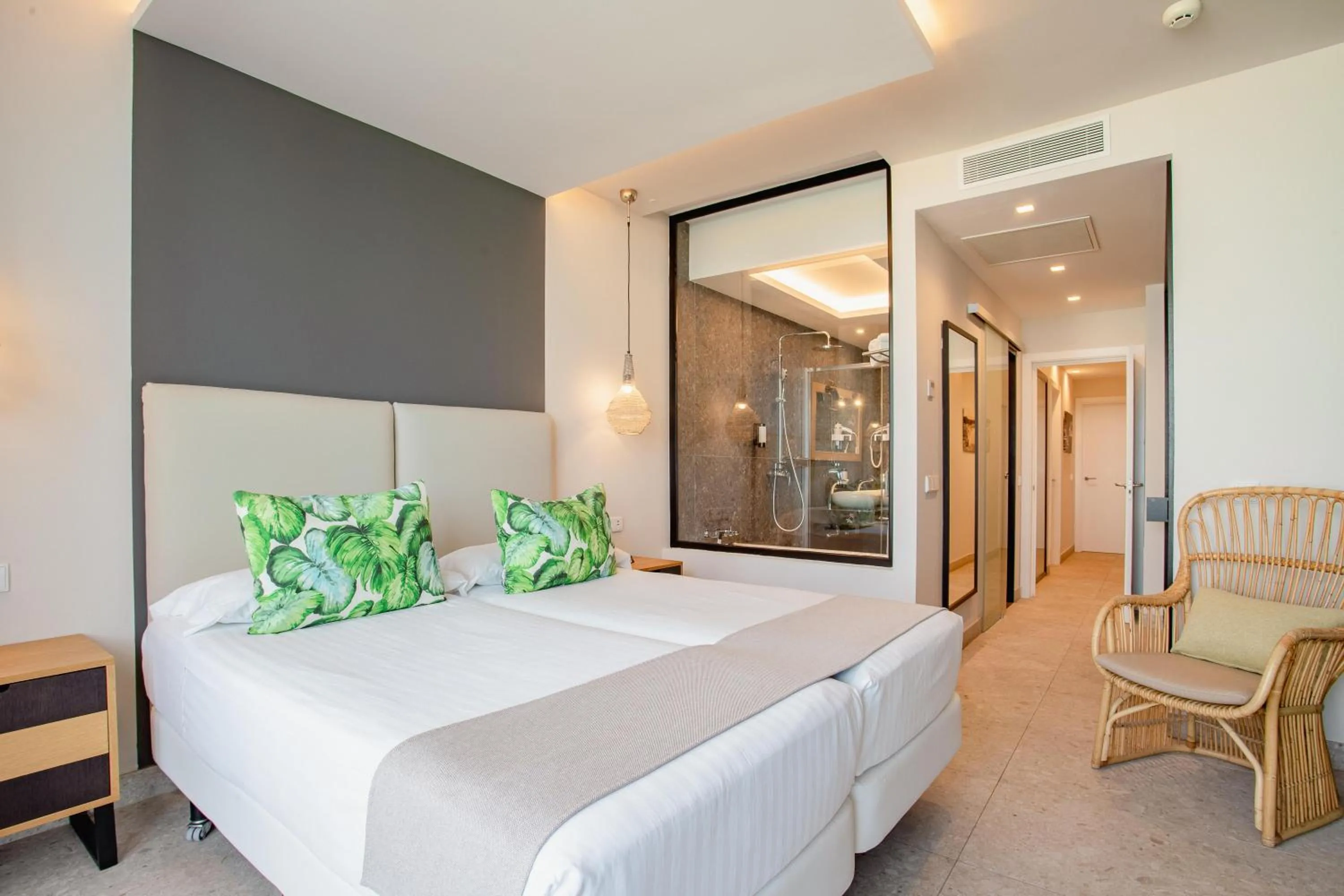 Bedroom, Bed in Resort Cordial Santa Águeda & Perchel Beach Club