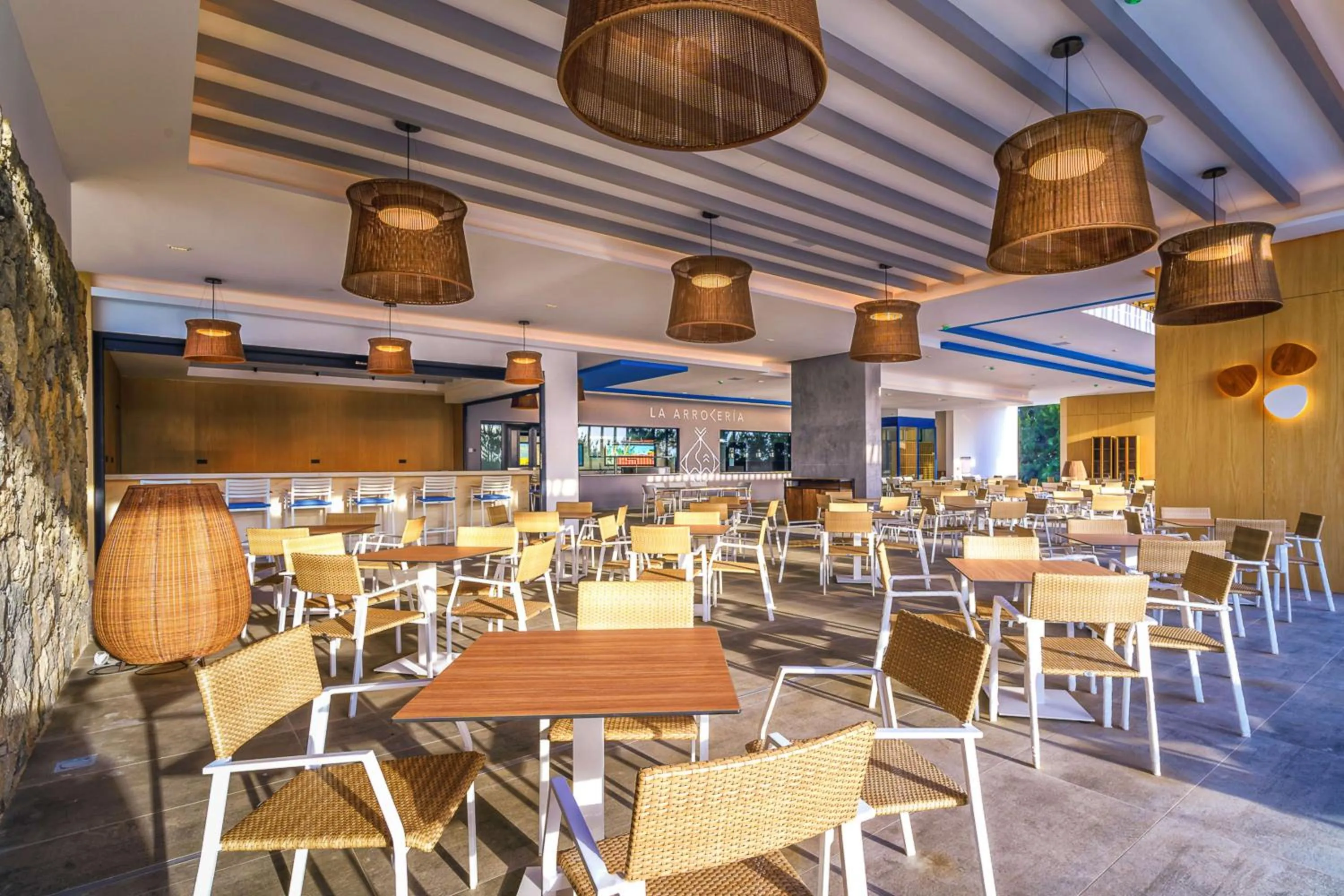 Restaurant/places to eat in Resort Cordial Santa Águeda & Perchel Beach Club