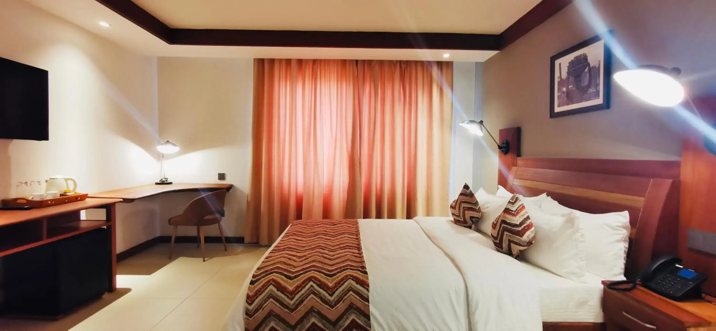 Deluxe Double Room in Kampala Nile Resort Deluxe Double Room in Kampala Nile Resort