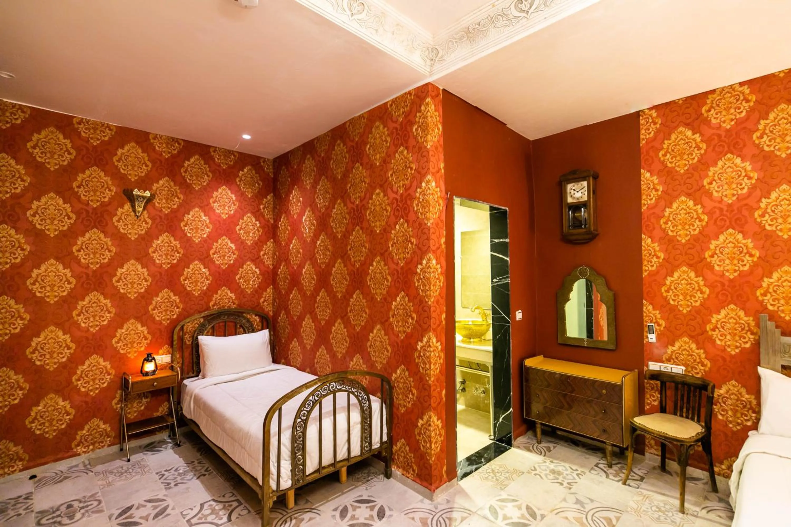 Bedroom, Bed in Palais Shazam & SPA