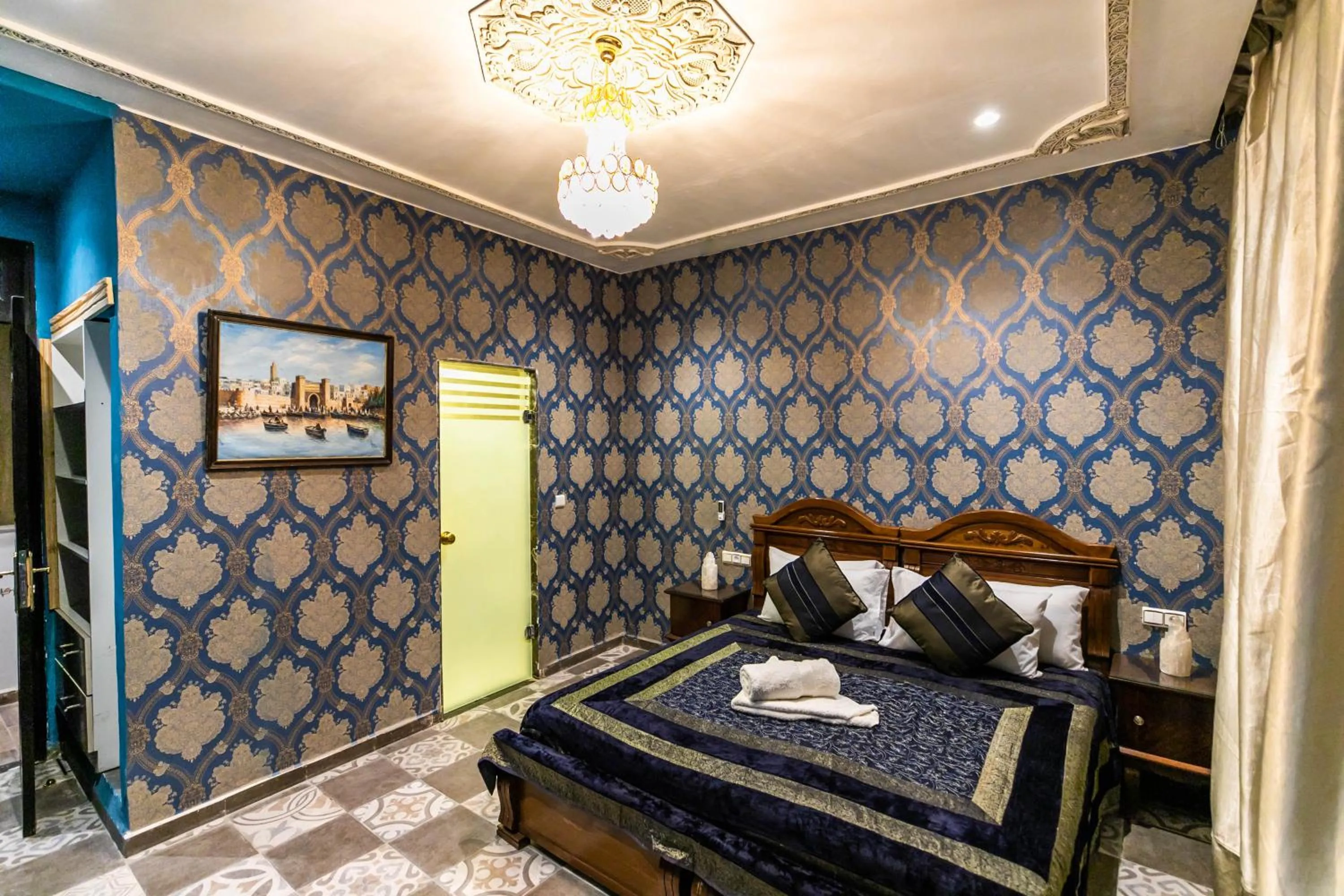 Bedroom, Bed in Palais Shazam & SPA